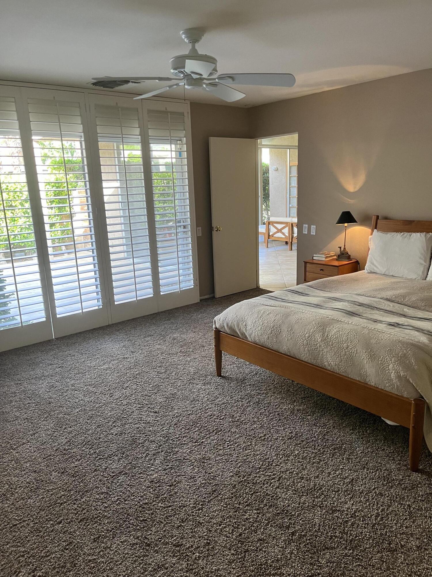 555 W Baristo RD Unit: 18