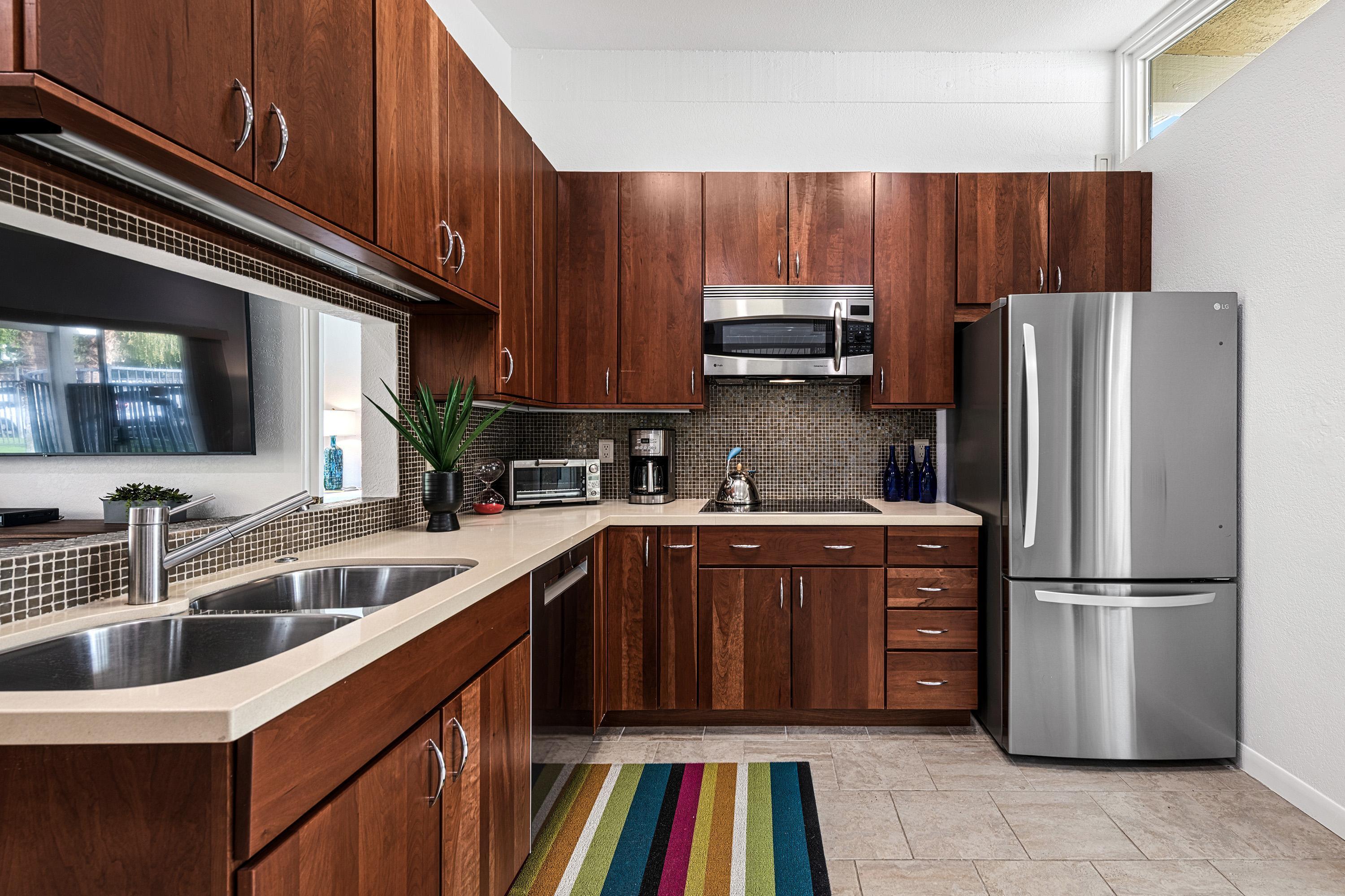 290 S San Jacinto DR Unit: 8