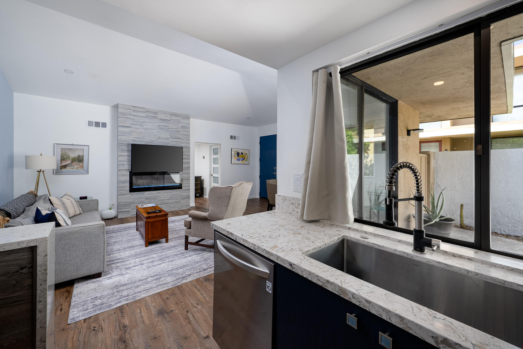 2501 N Indian Canyon DR Unit: 635