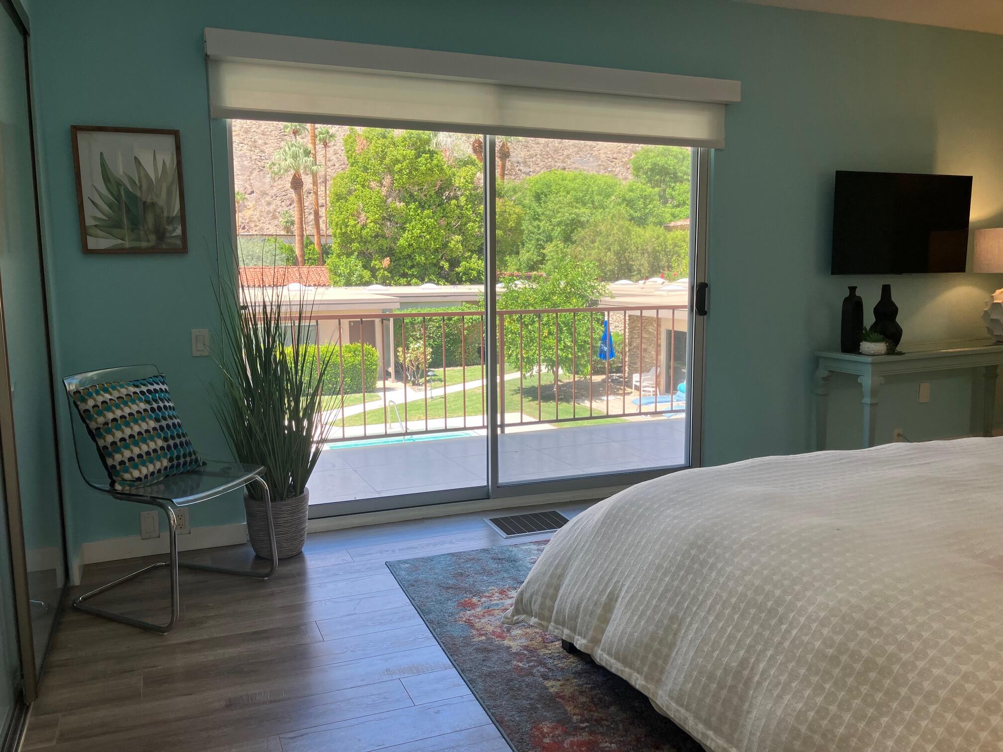 500 W Arenas RD Unit: 2