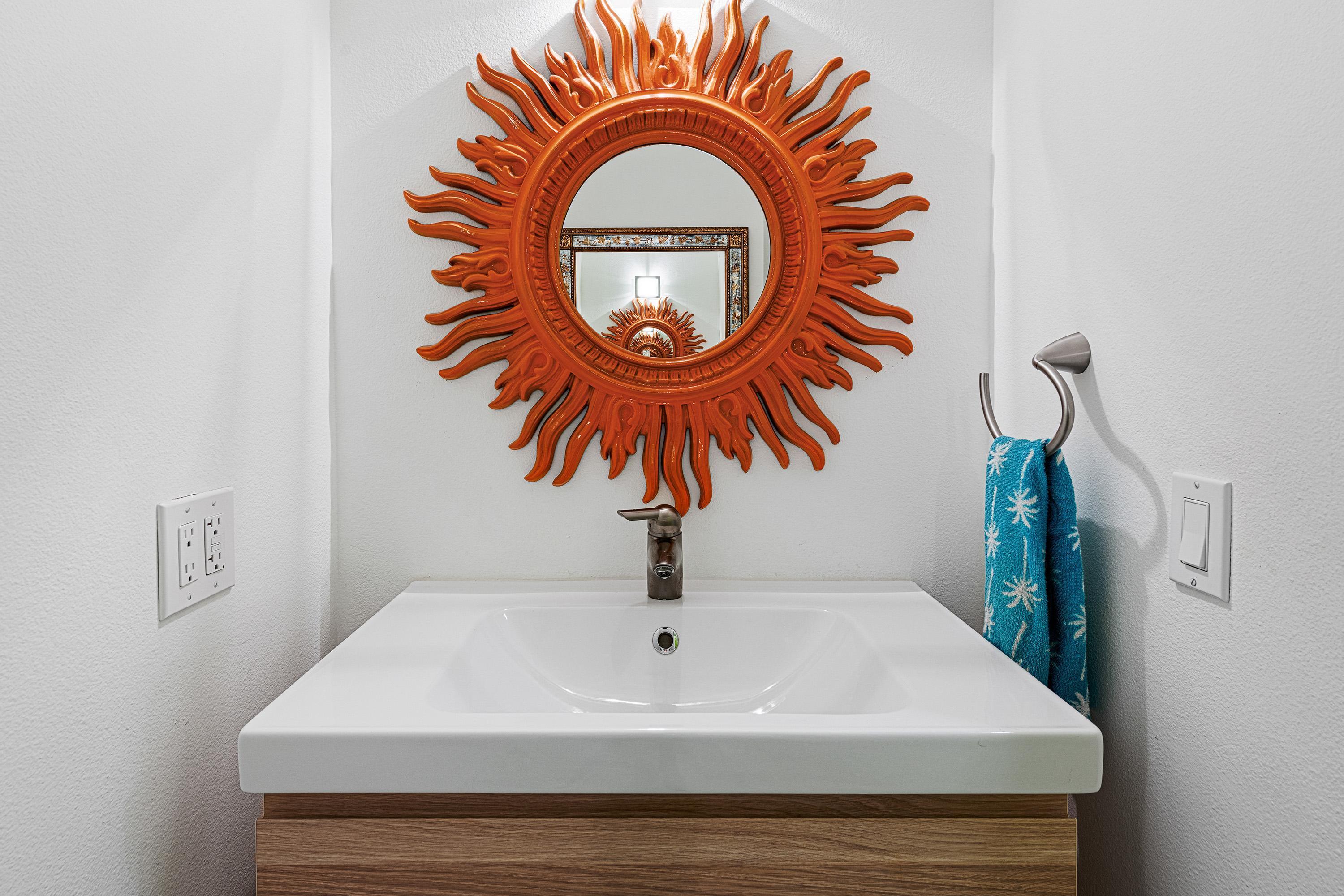 500 W Arenas RD Unit: 2