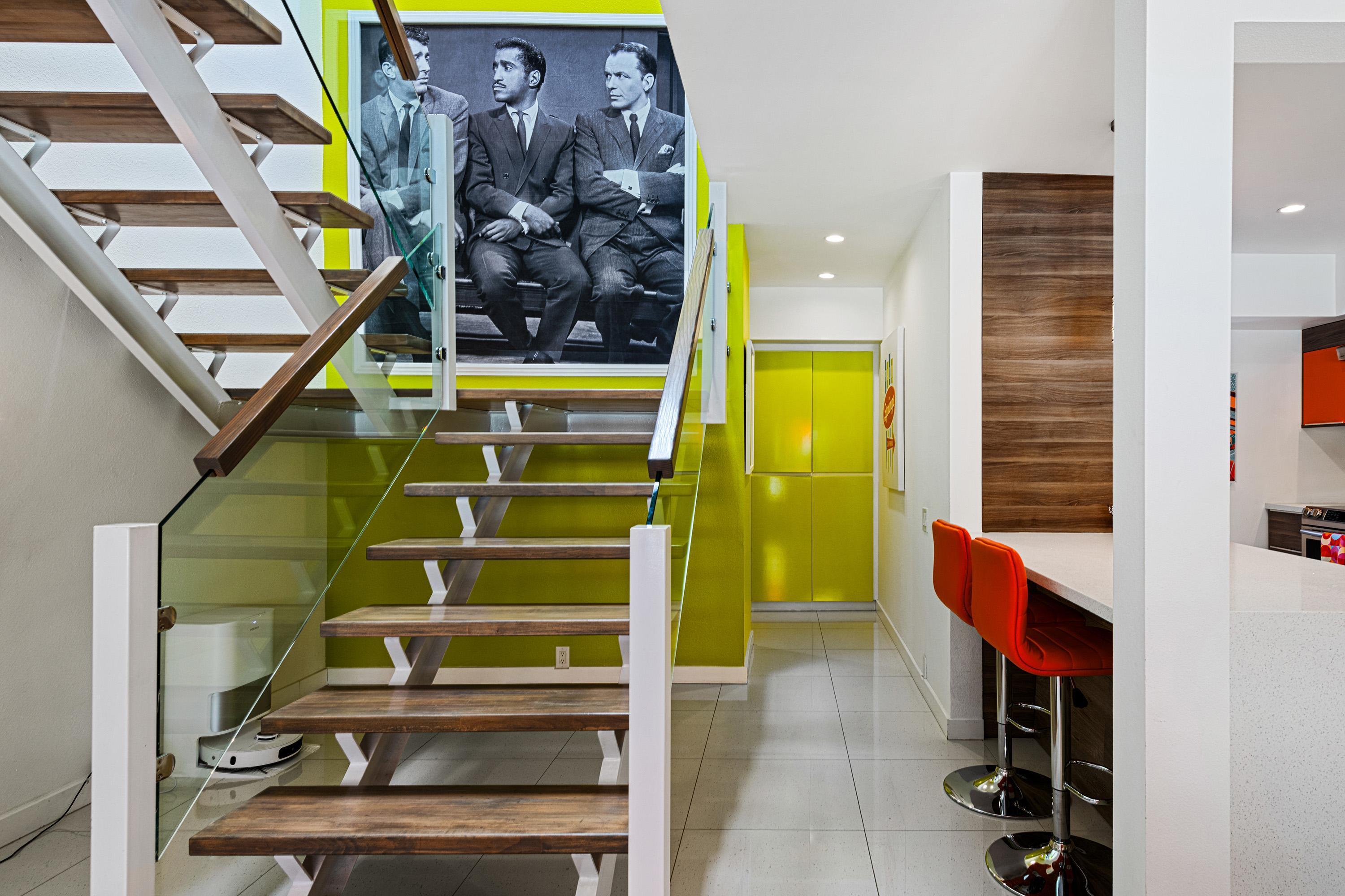 500 W Arenas RD Unit: 2