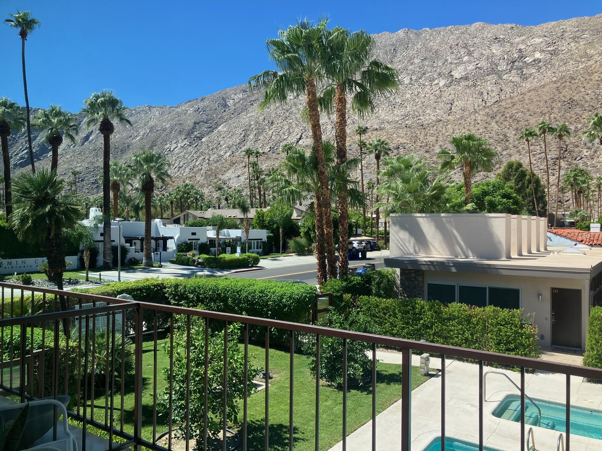 500 W Arenas RD Unit: 2