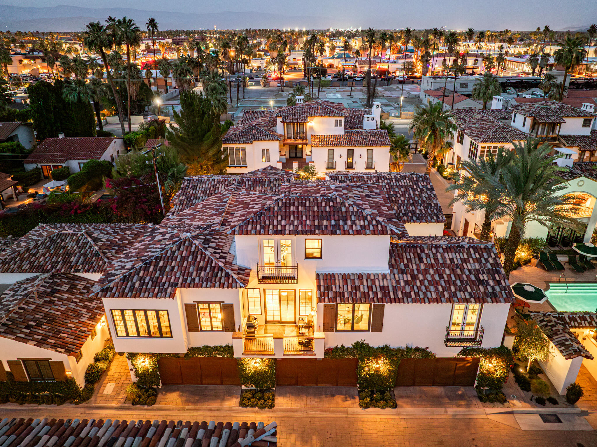 233 Calle La Soledad