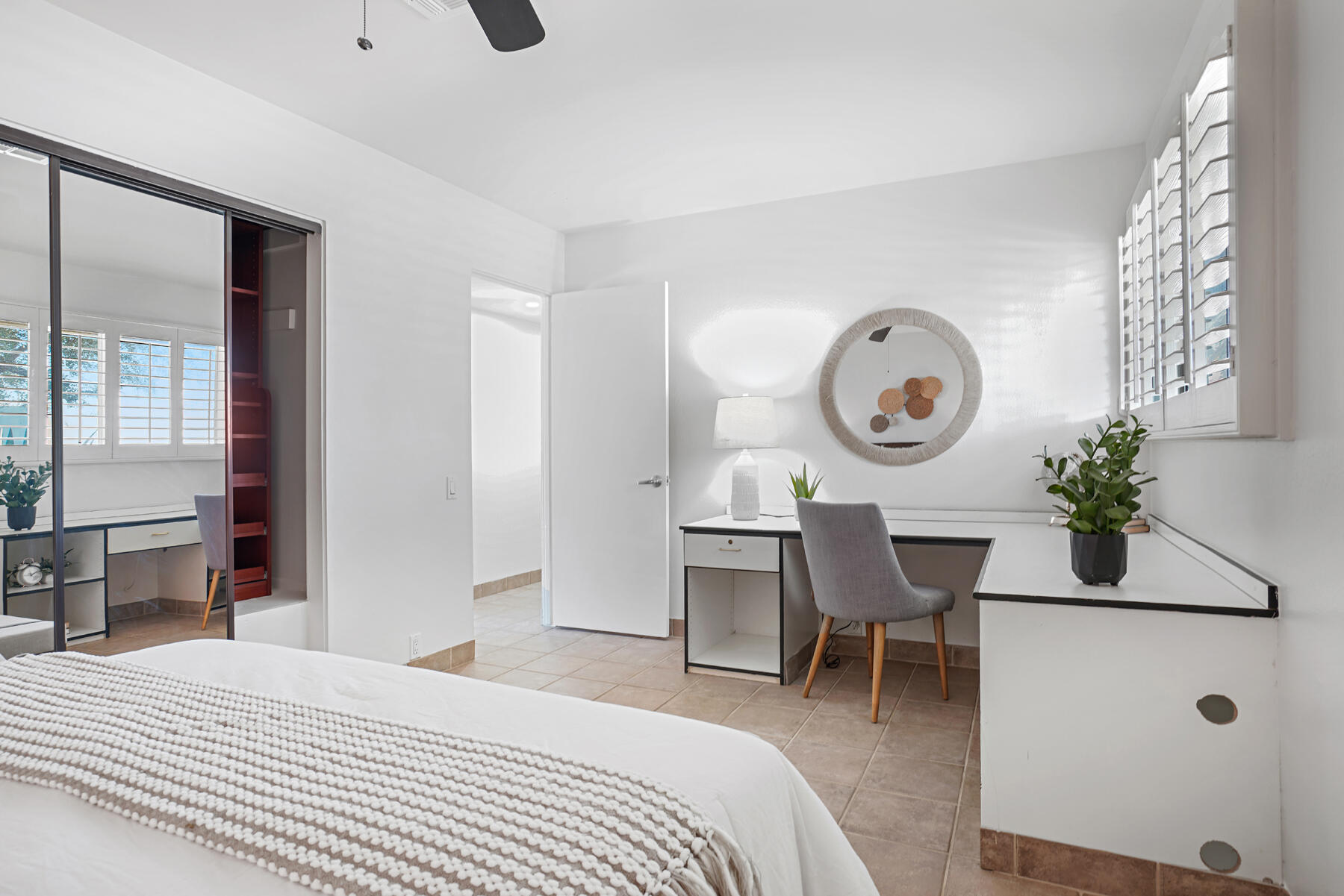 407 N Orchid Tree LN