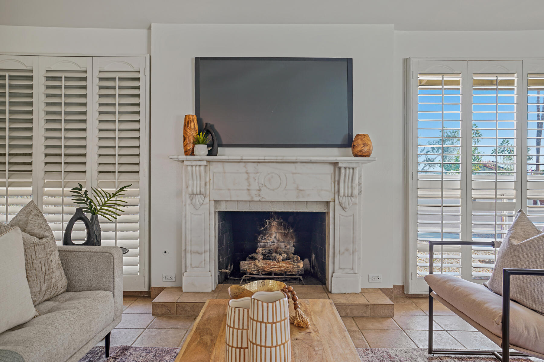 407 N Orchid Tree LN