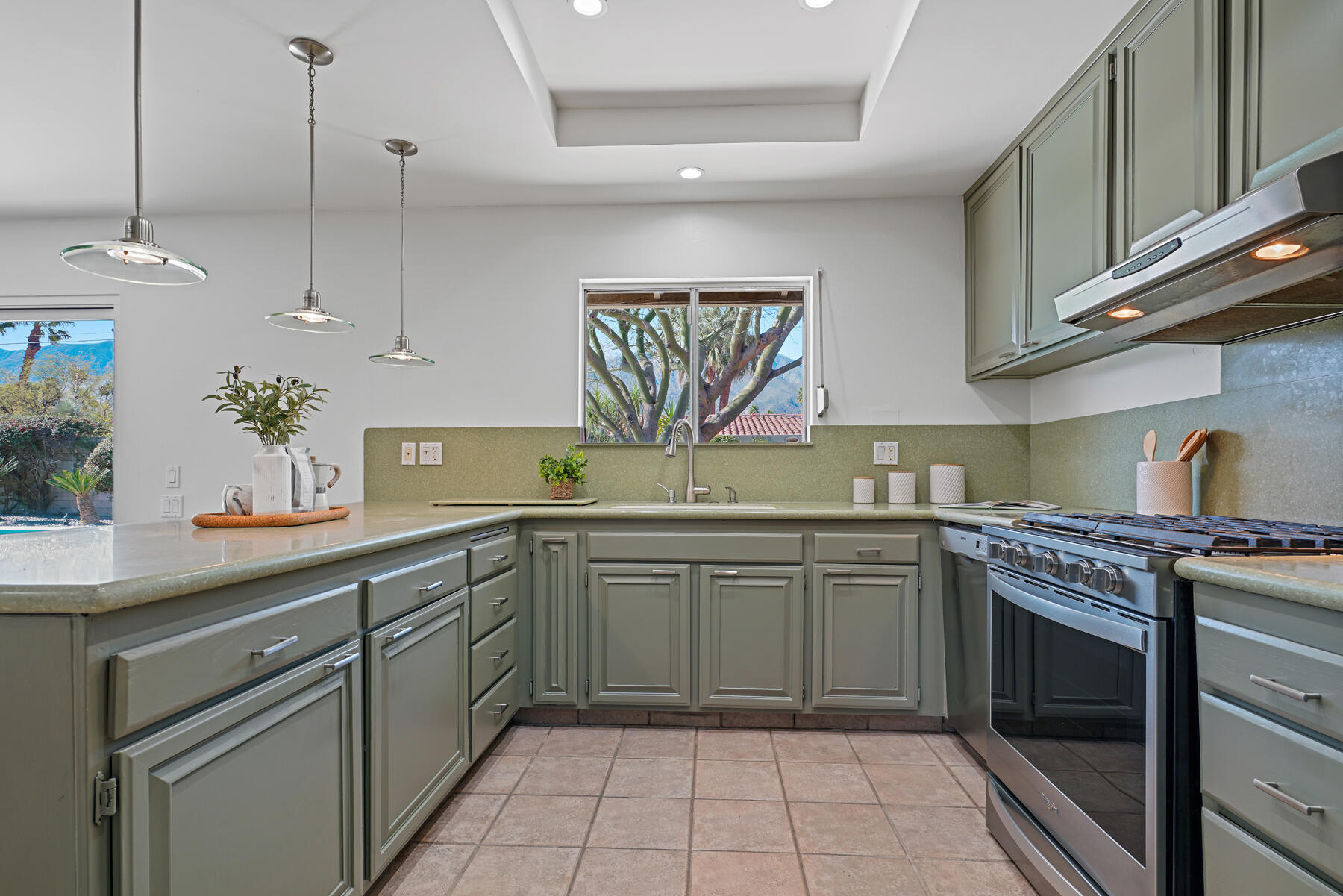 407 N Orchid Tree LN