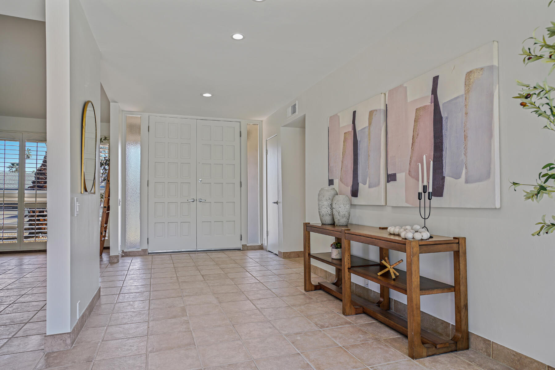 407 N Orchid Tree LN