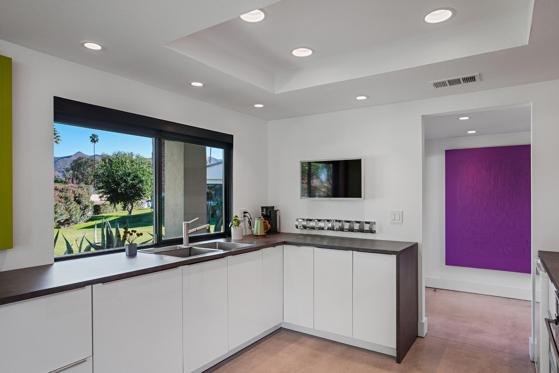 1930 Grand Bahama DR