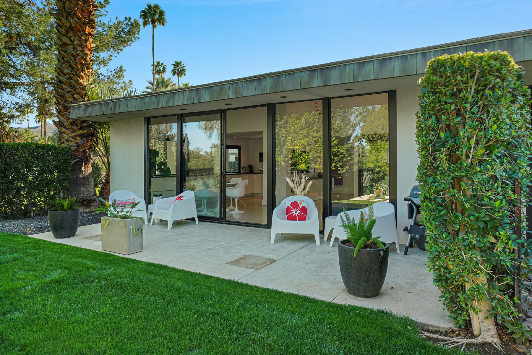 1930 Grand Bahama DR