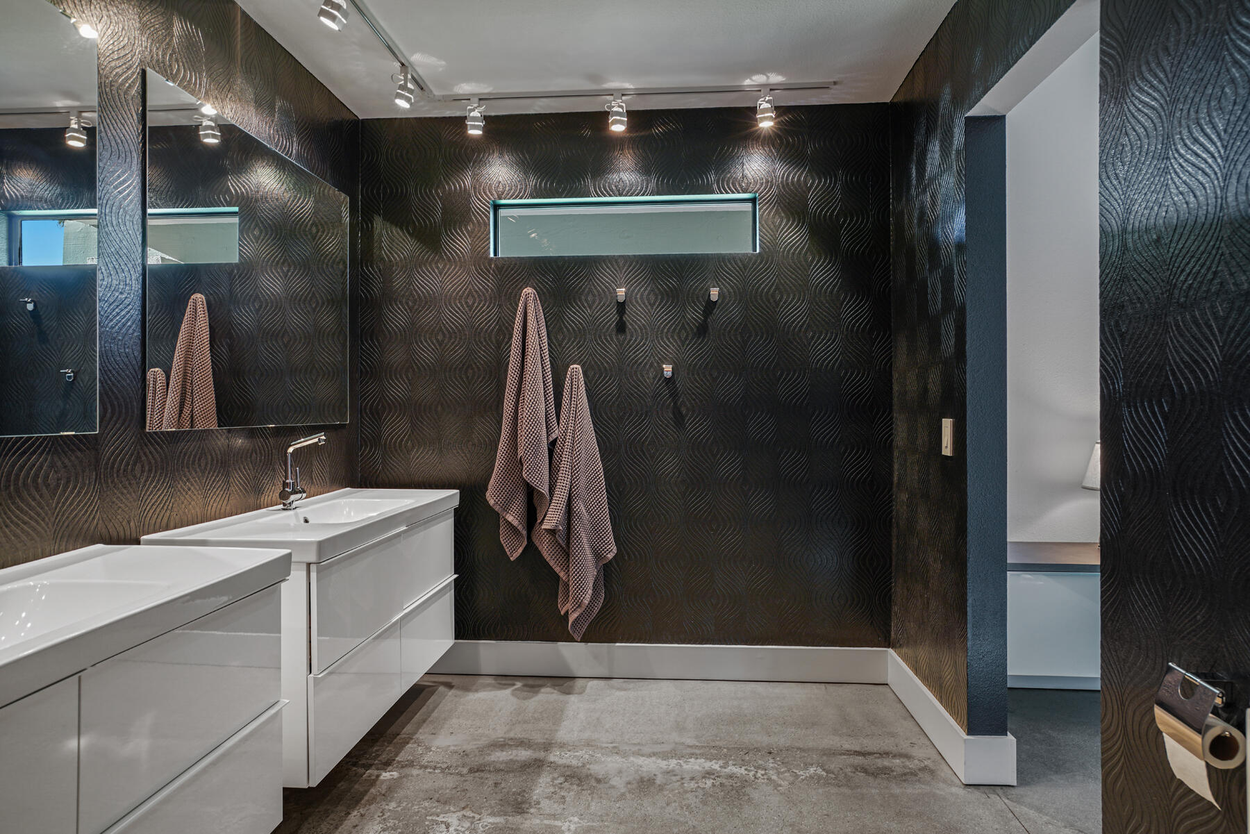 1930 Grand Bahama DR