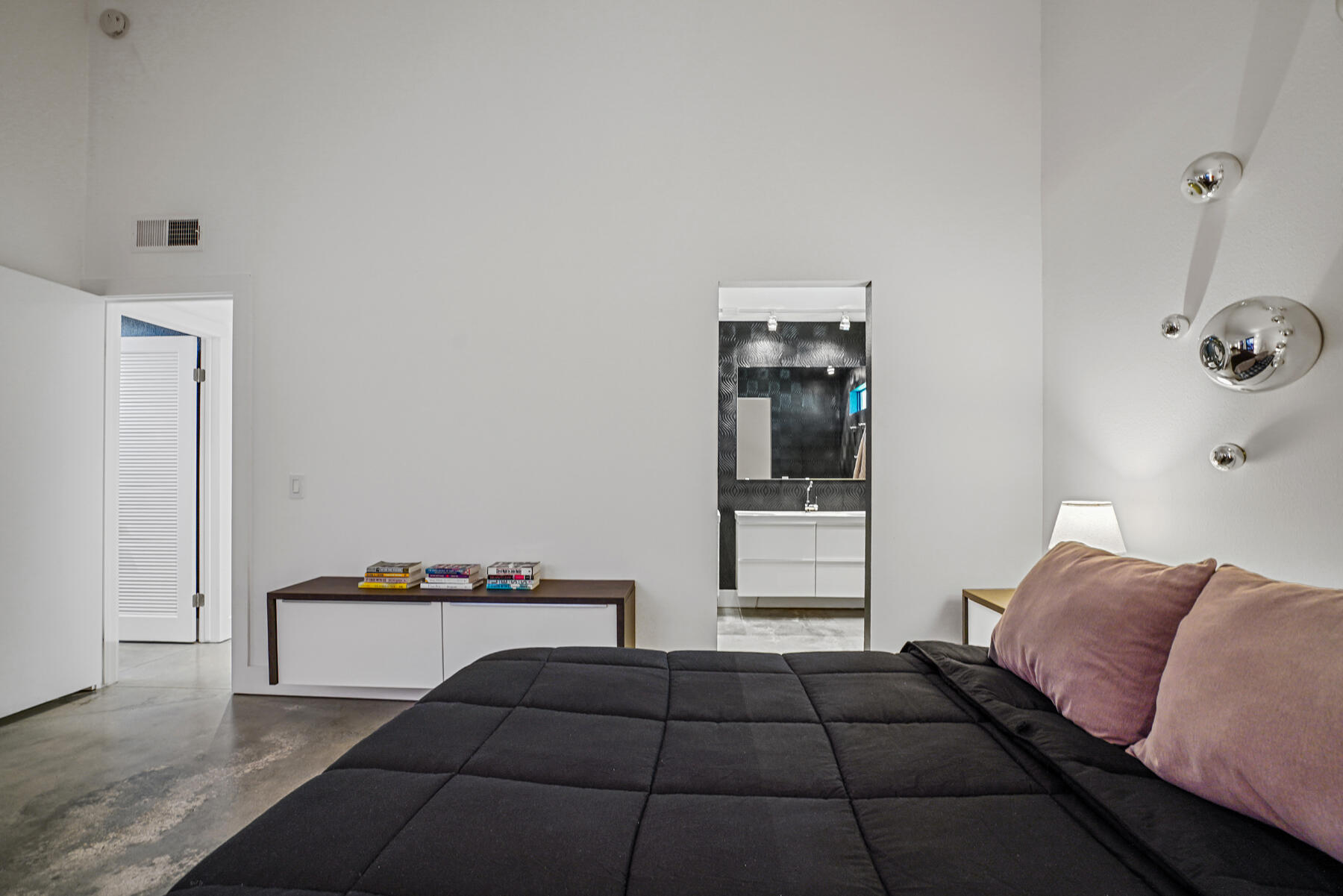 1930 Grand Bahama DR