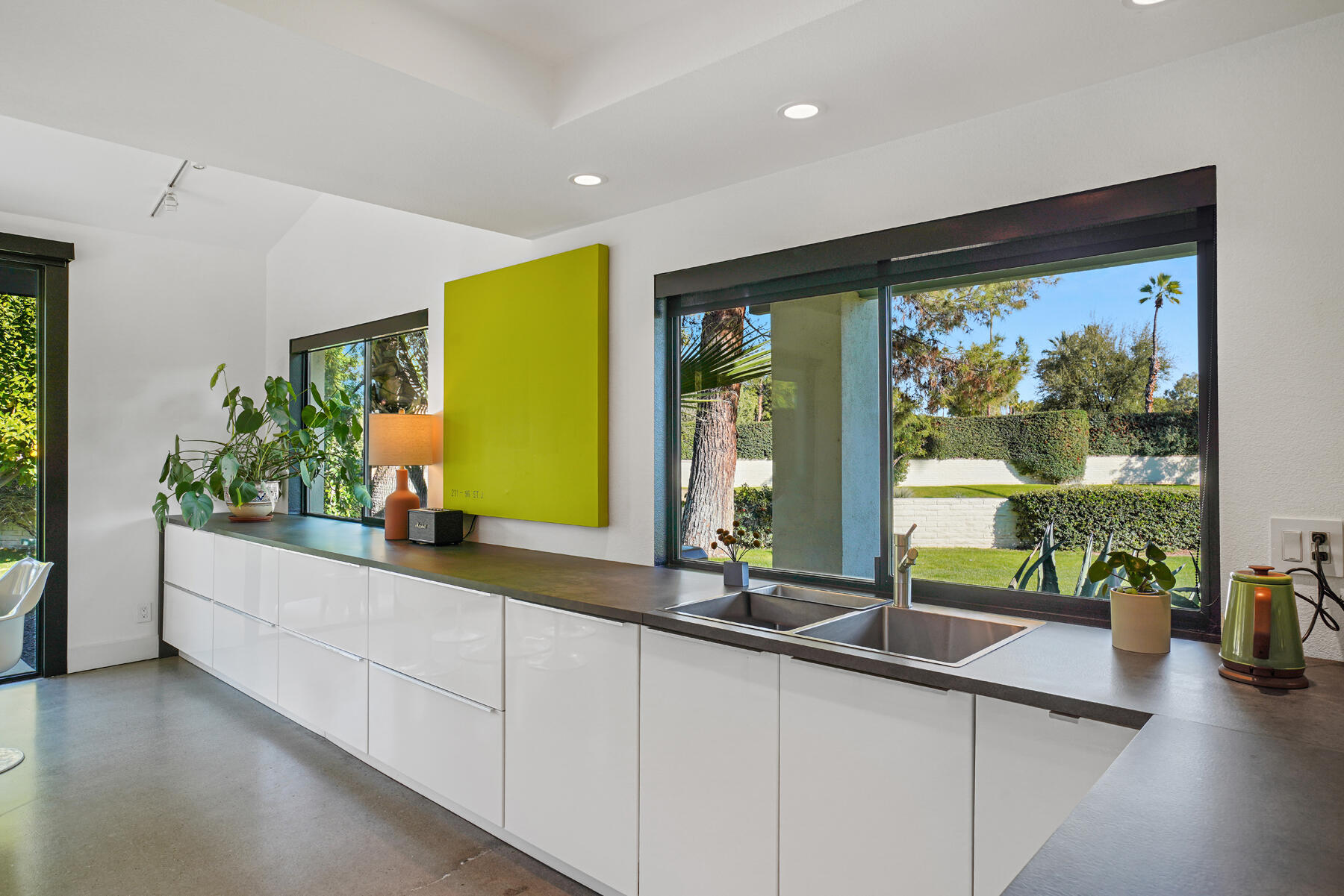 1930 Grand Bahama DR