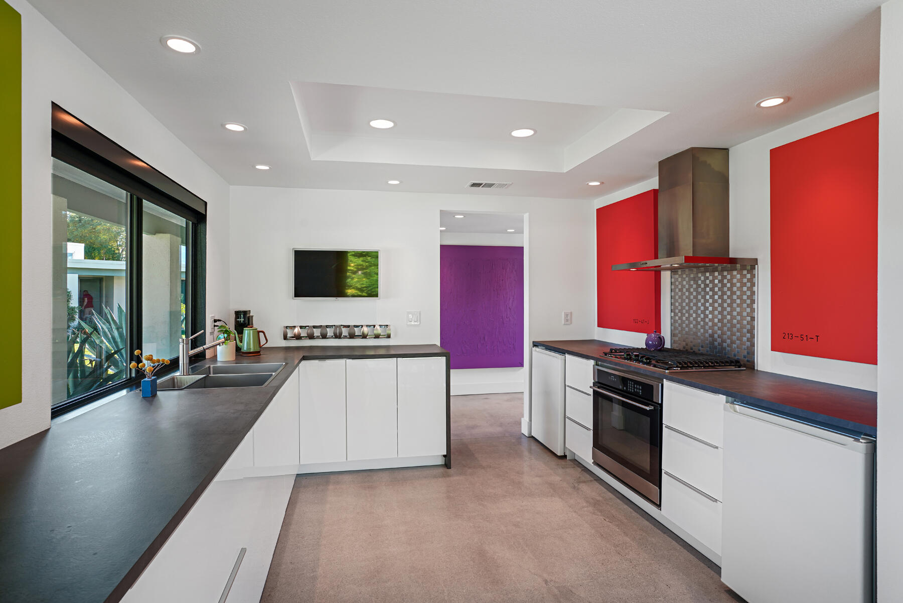 1930 Grand Bahama DR