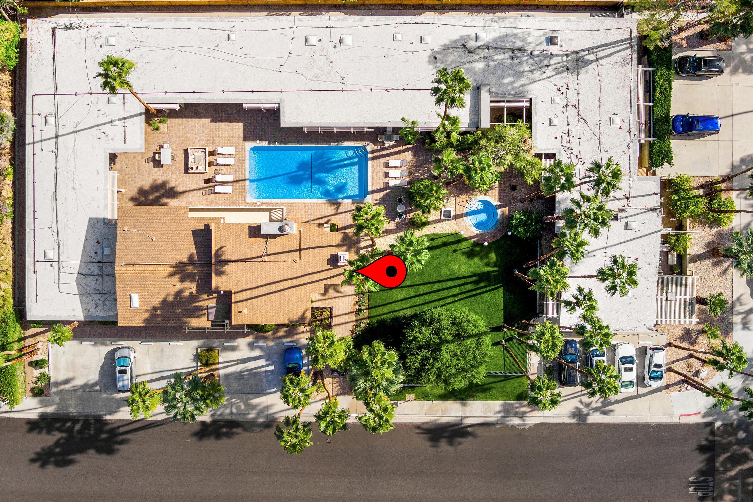290 S San Jacinto DR Unit: 9