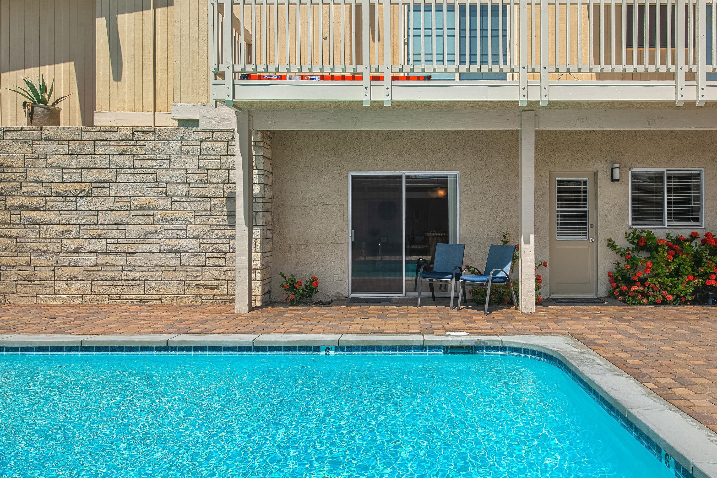 290 S San Jacinto DR Unit: 9