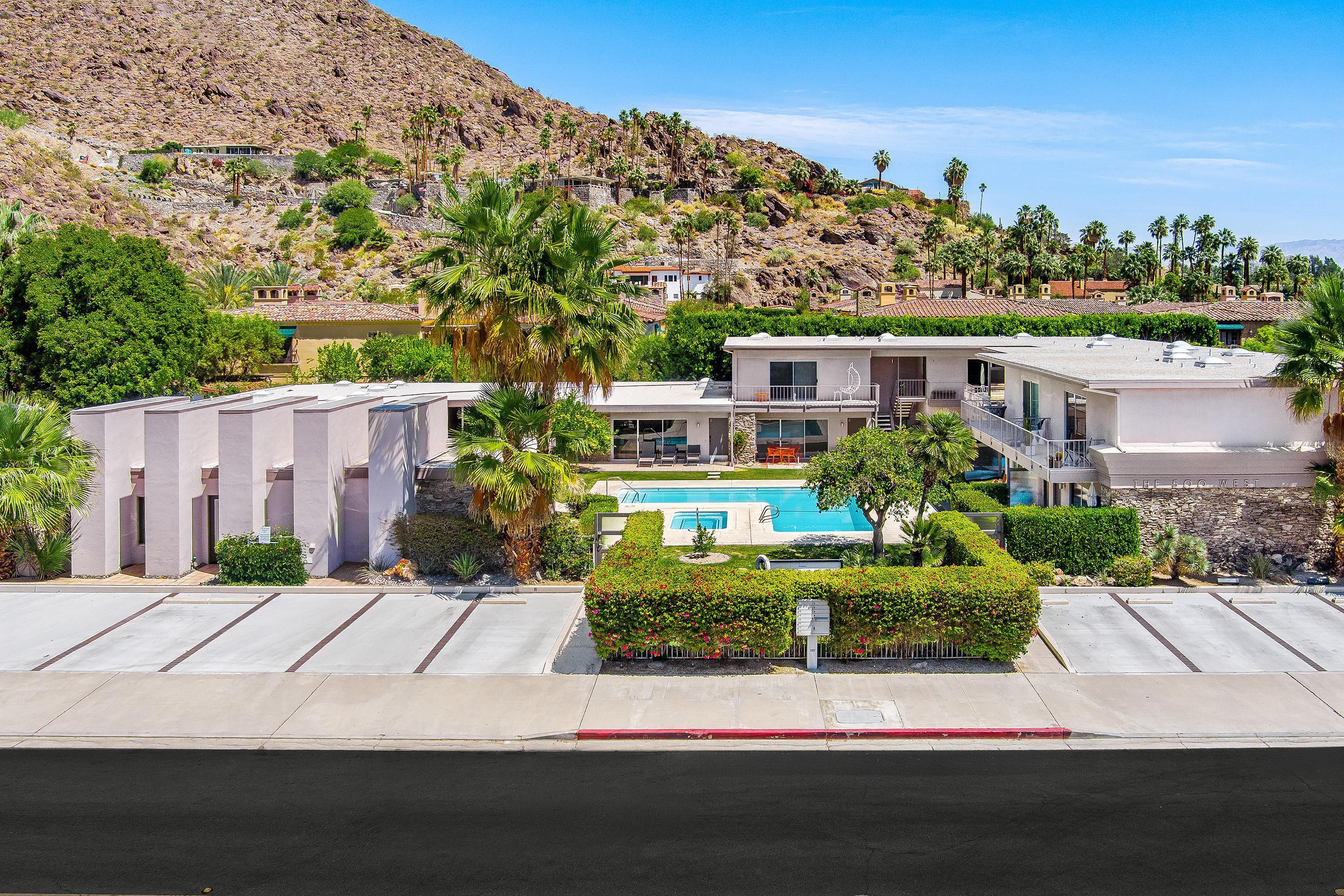 500 W Arenas RD Unit: 4