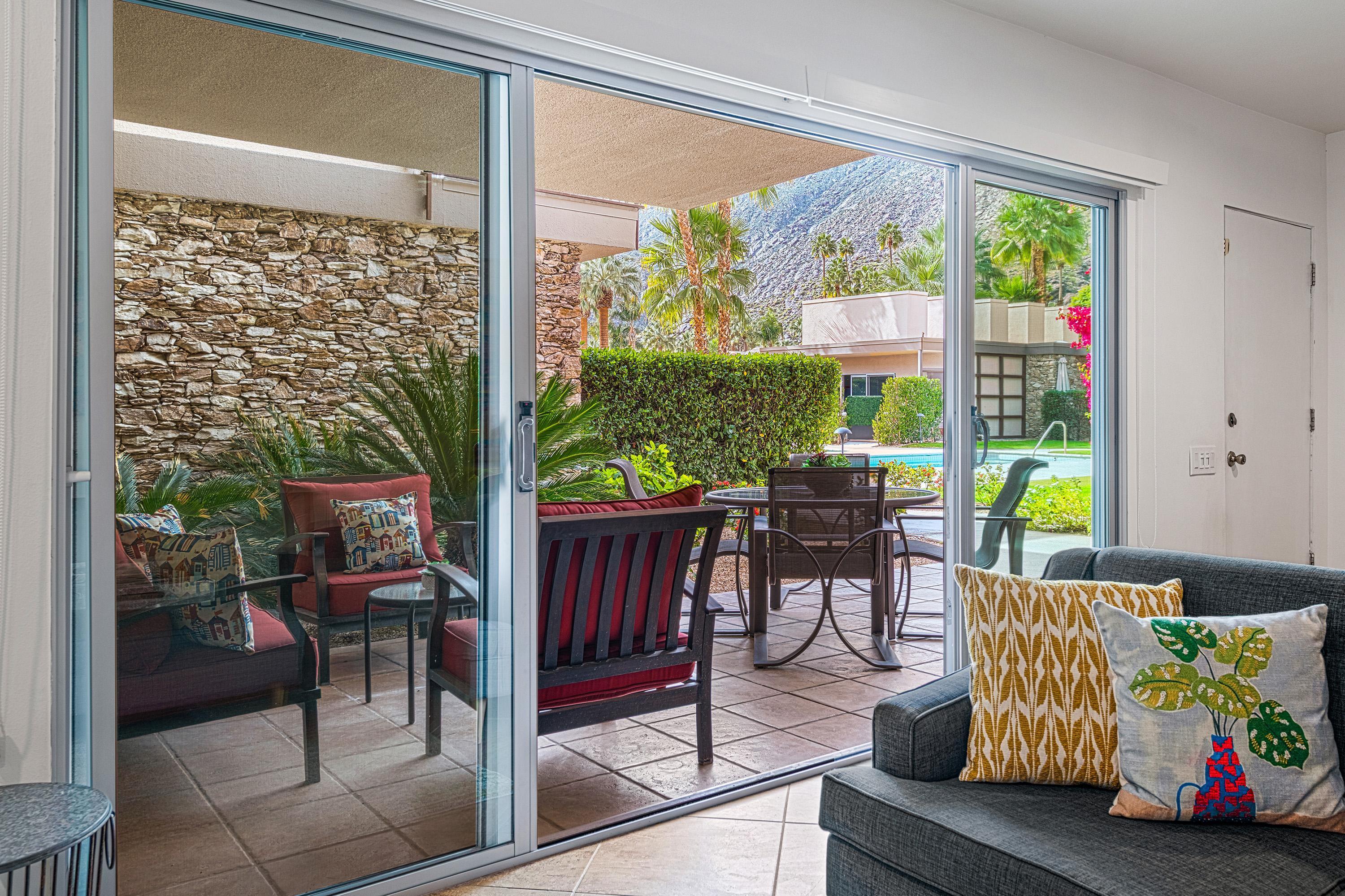 500 W Arenas RD Unit: 4