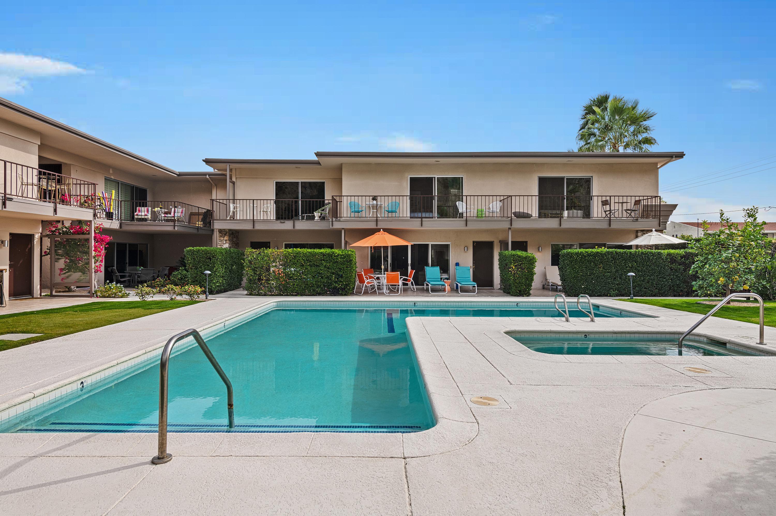 500 W Arenas RD Unit: 4
