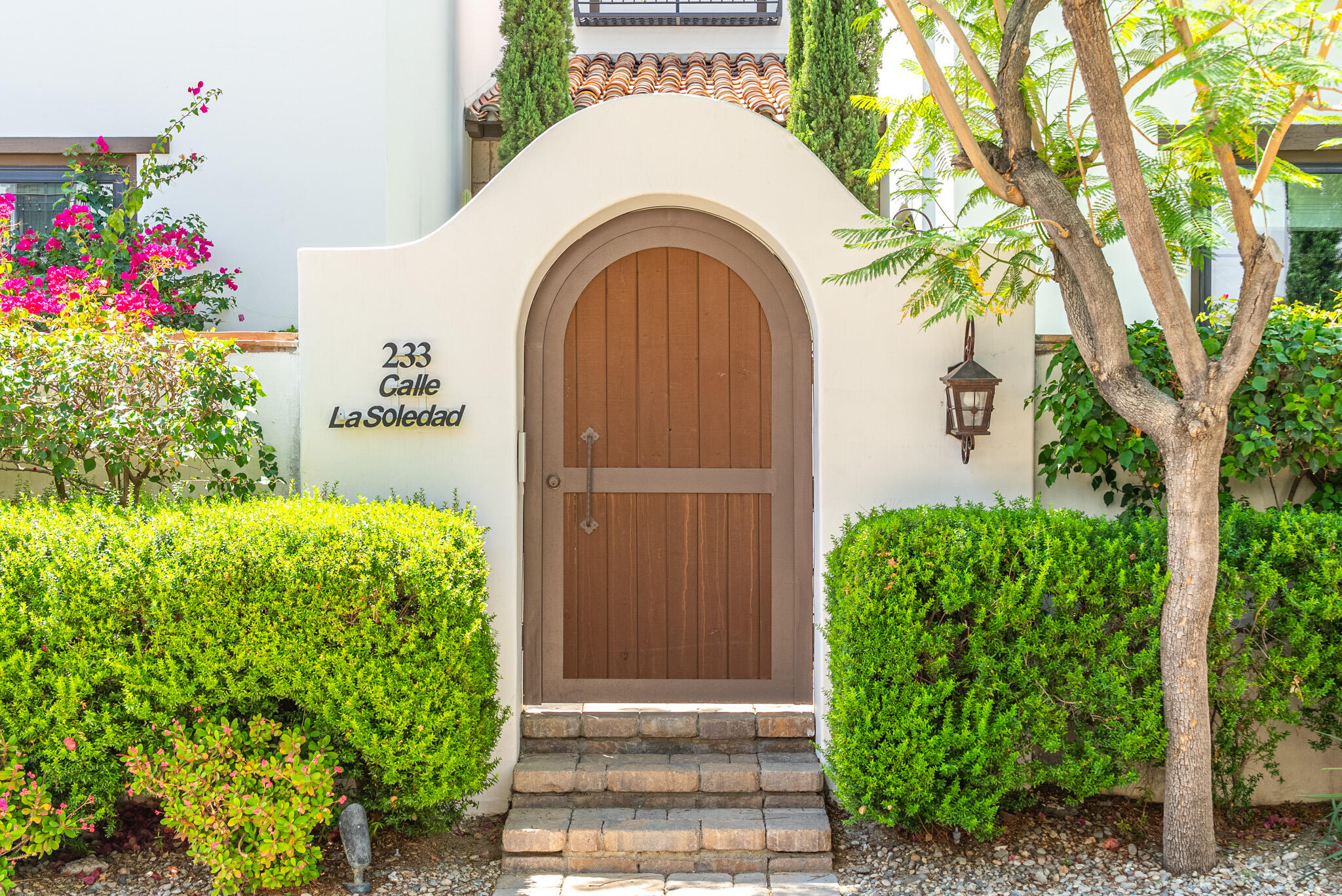 233 Calle La Soledad