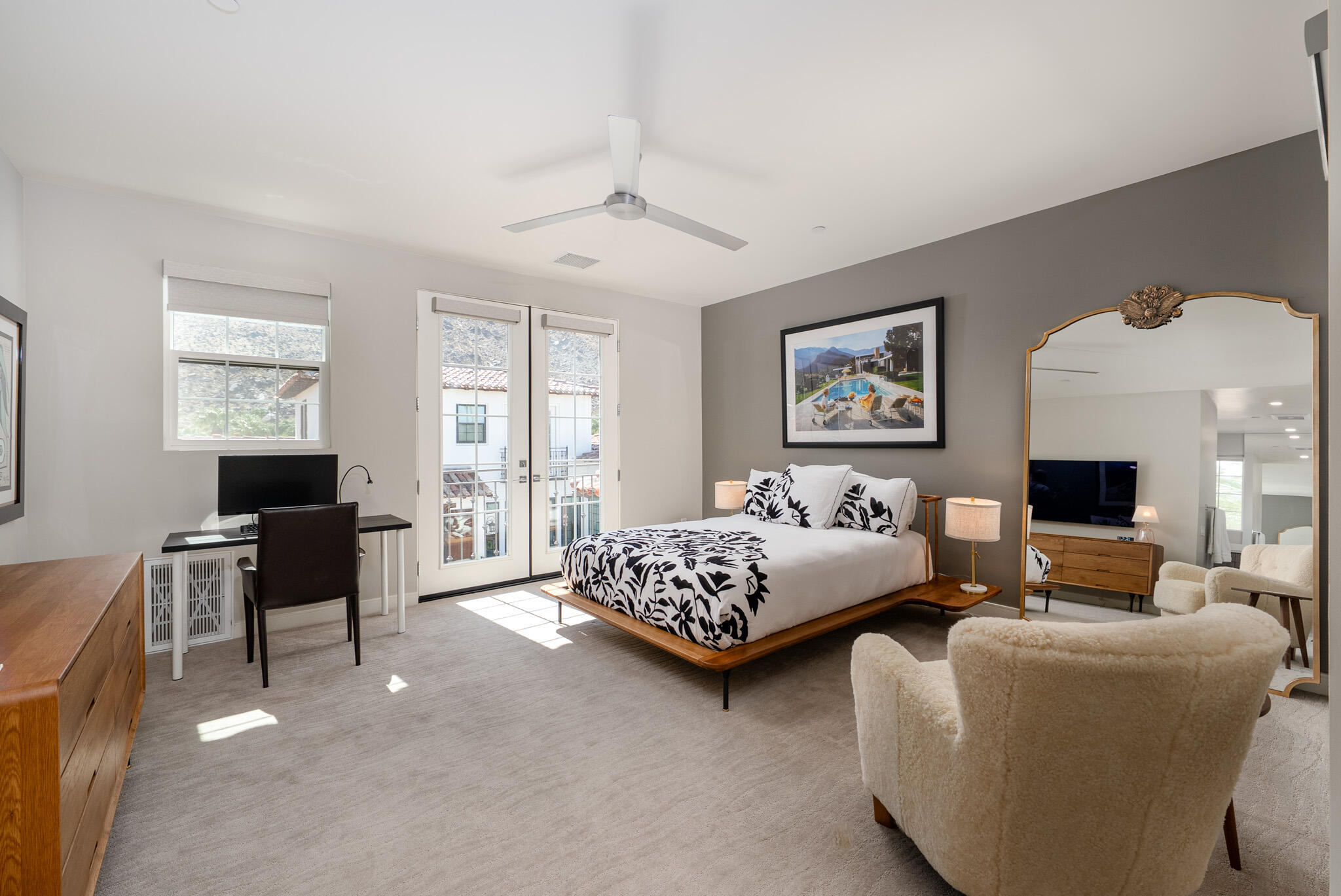 233 Calle La Soledad