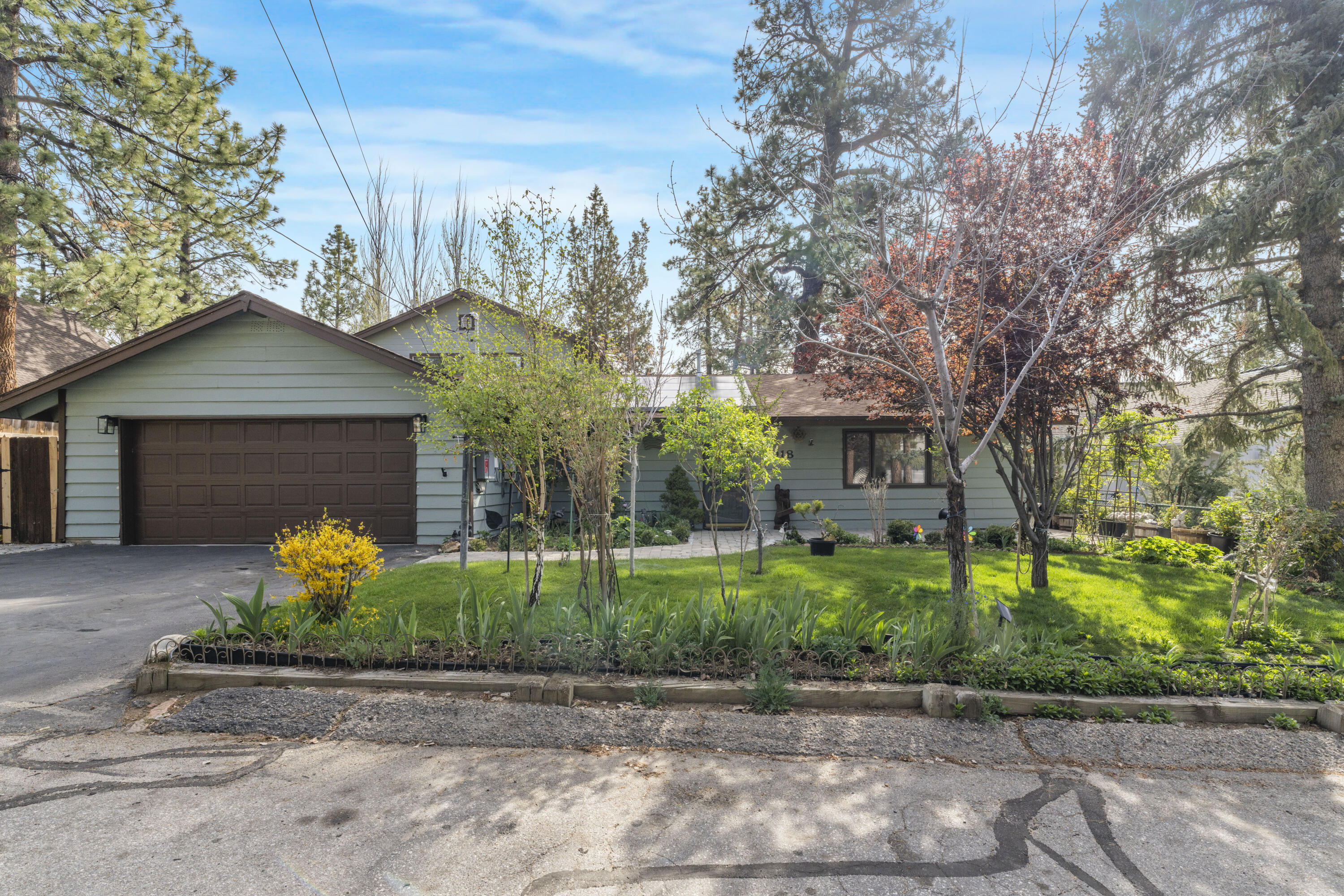 1018 Feather Mountain DR