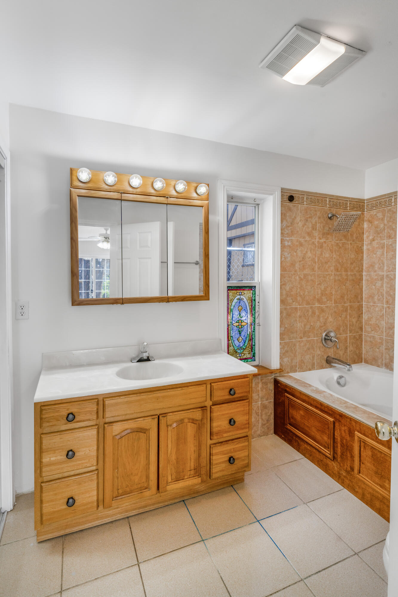 1018 Feather Mountain DR