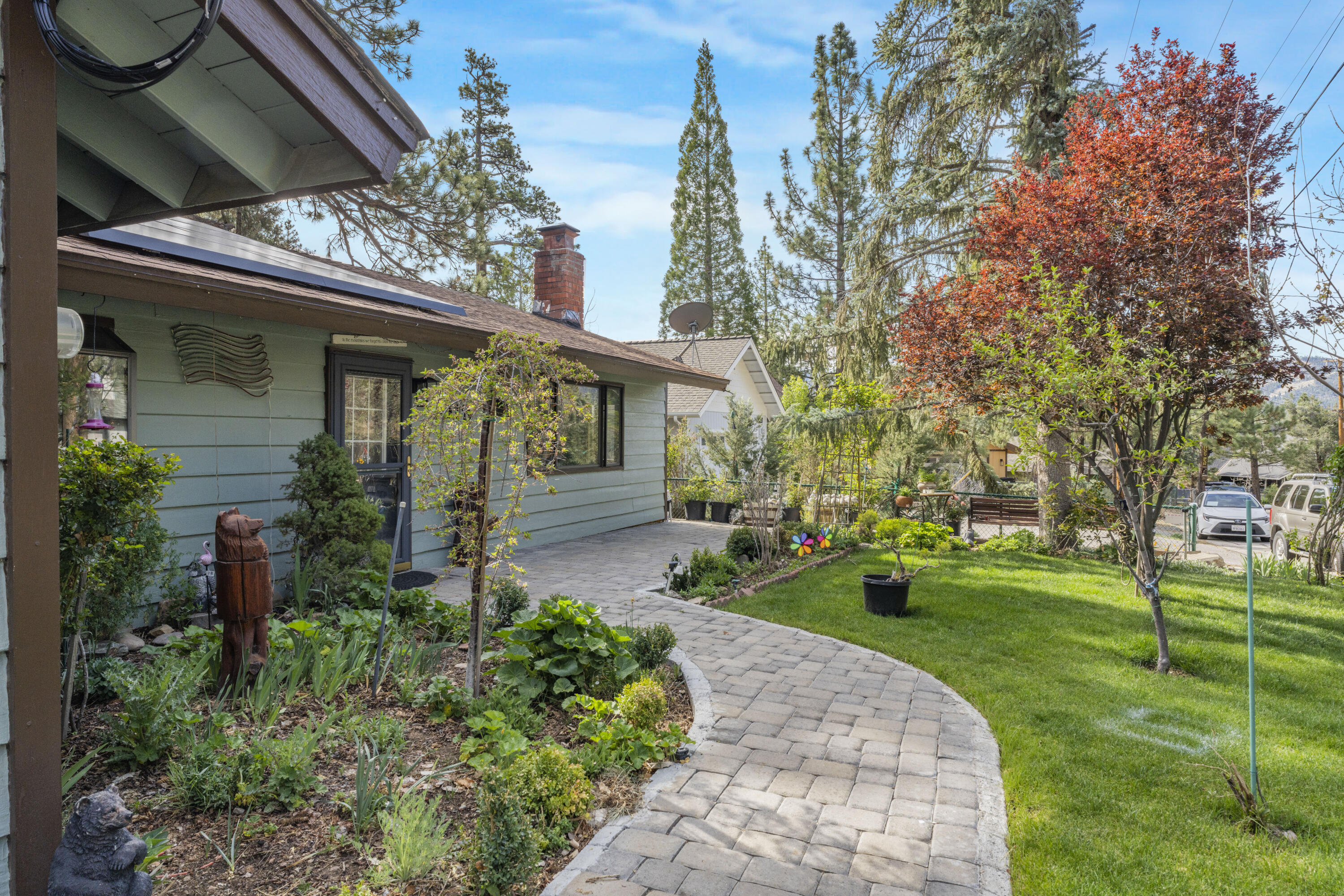 1018 Feather Mountain DR