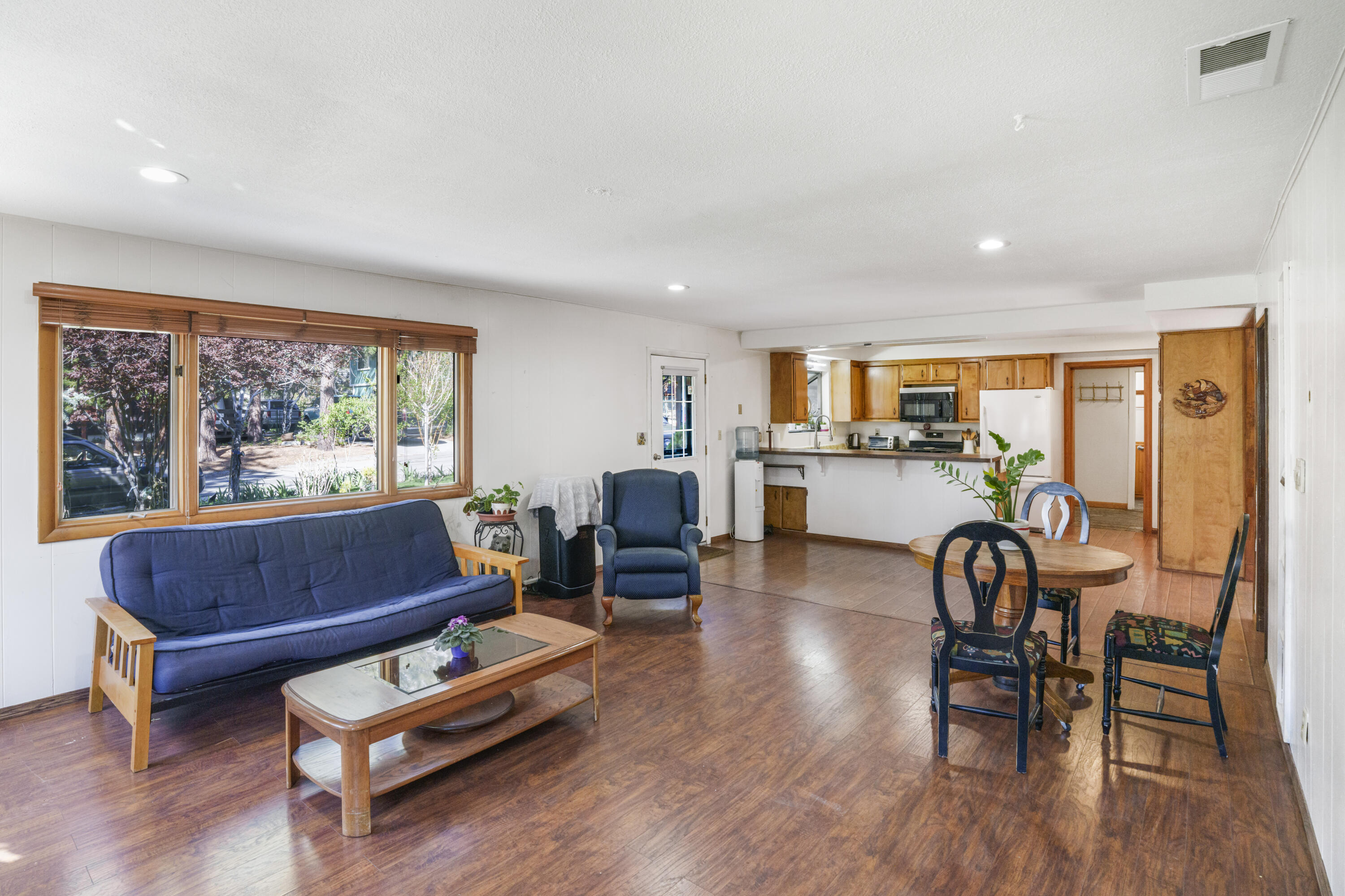 1018 Feather Mountain DR