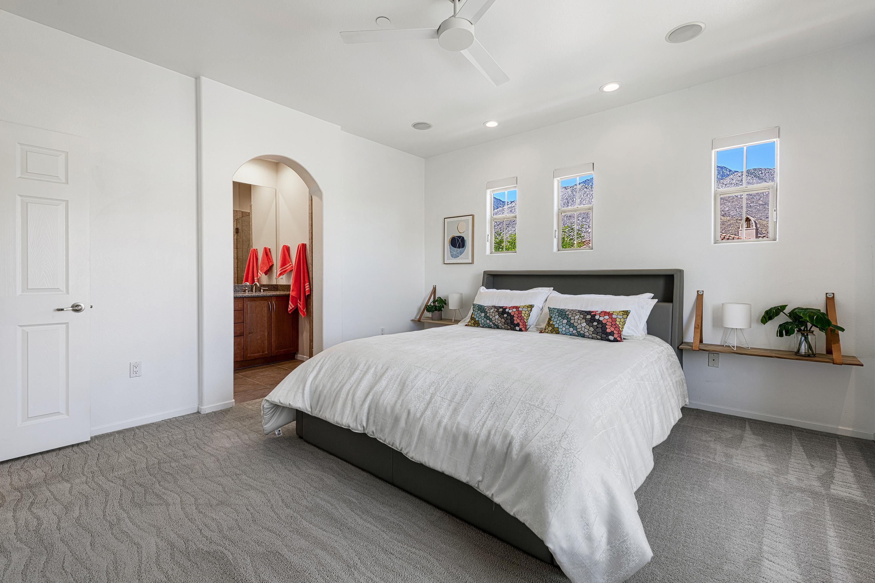 1377 Yermo DR