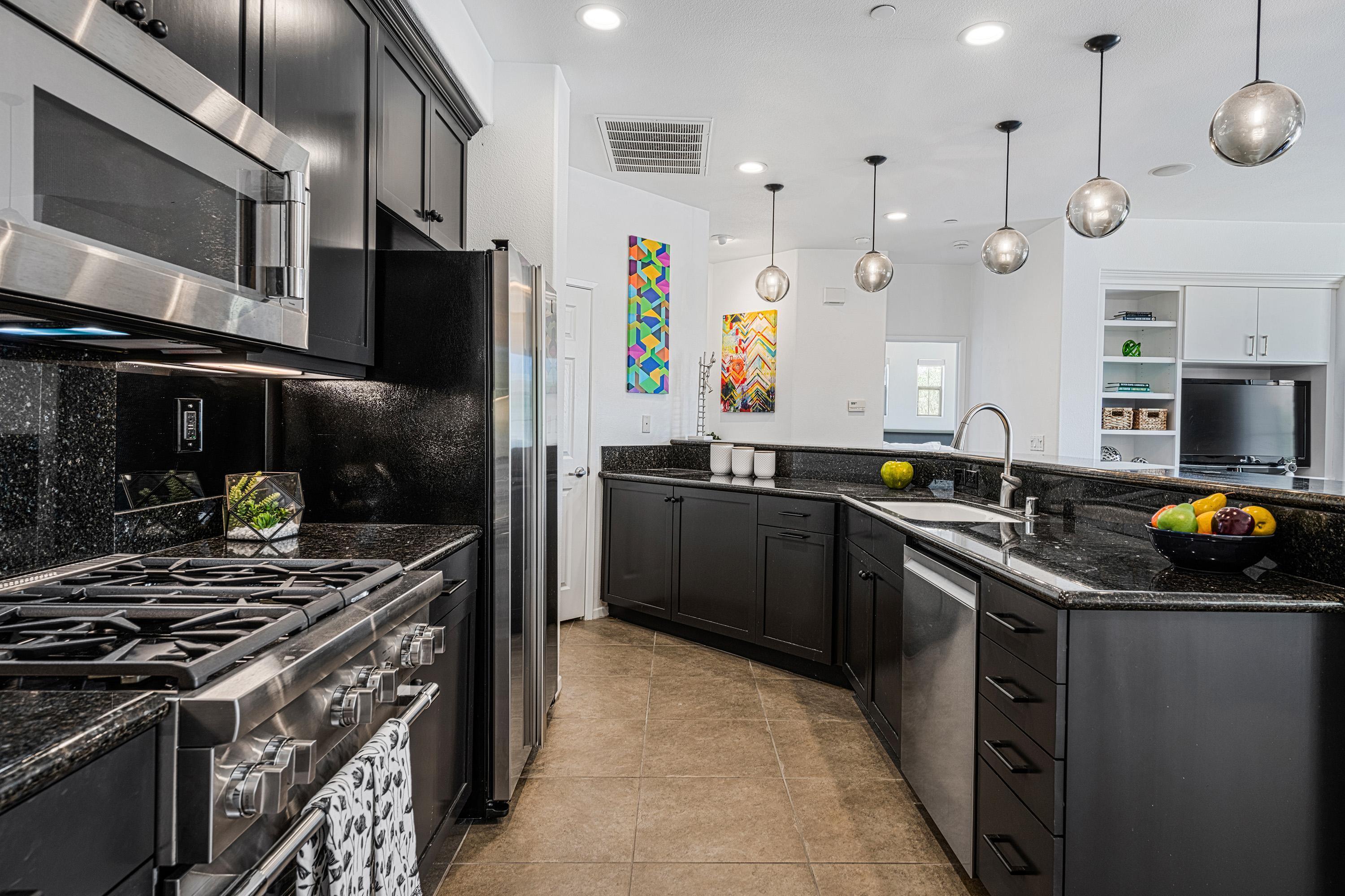 1377 Yermo DR