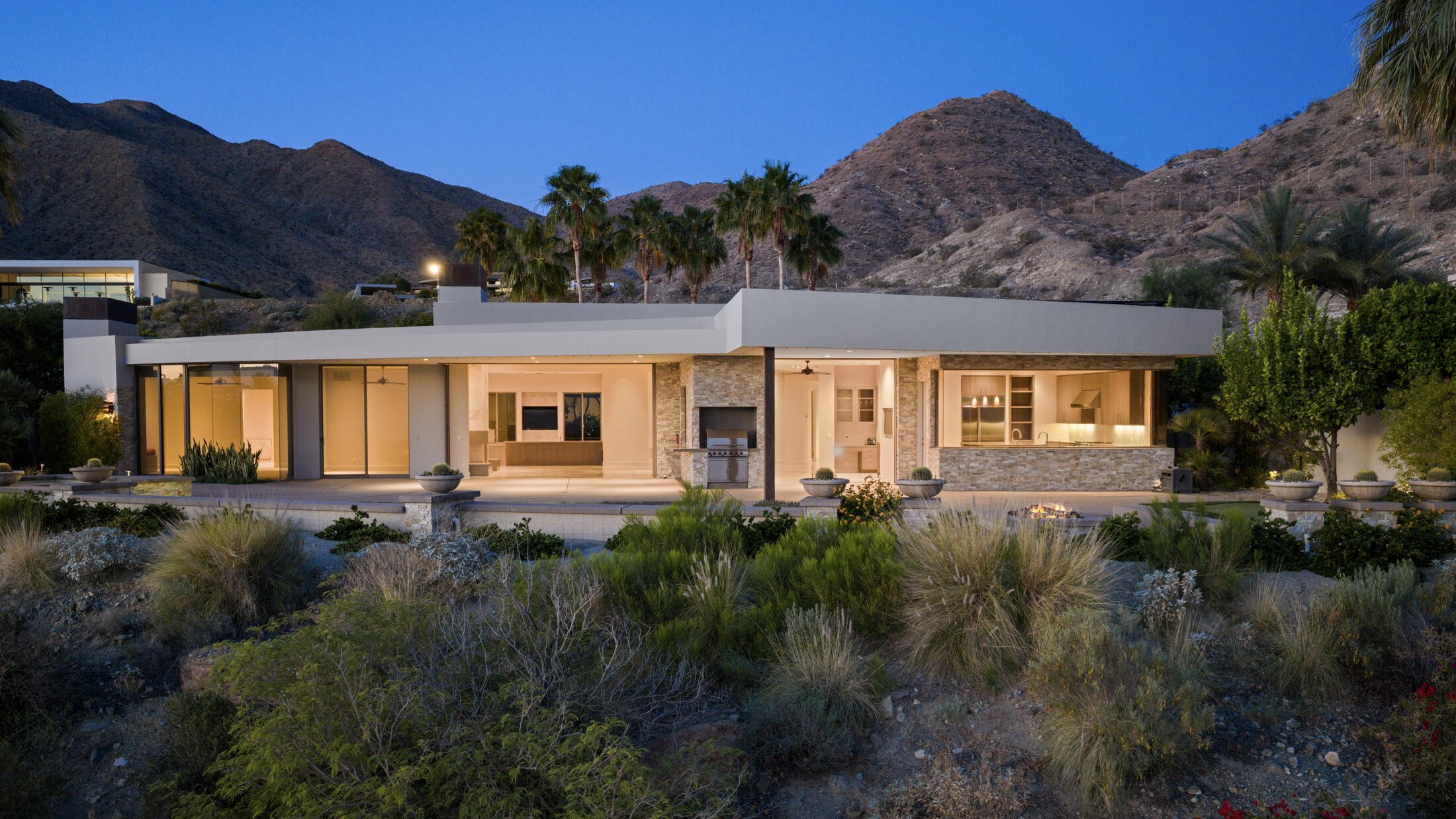 30 Hillcrest DR