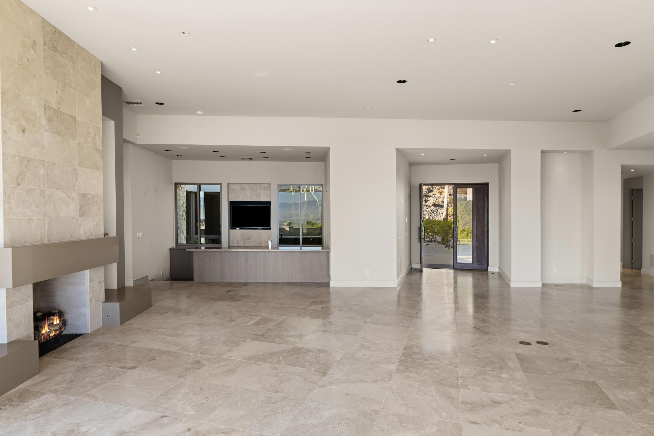 30 Hillcrest DR