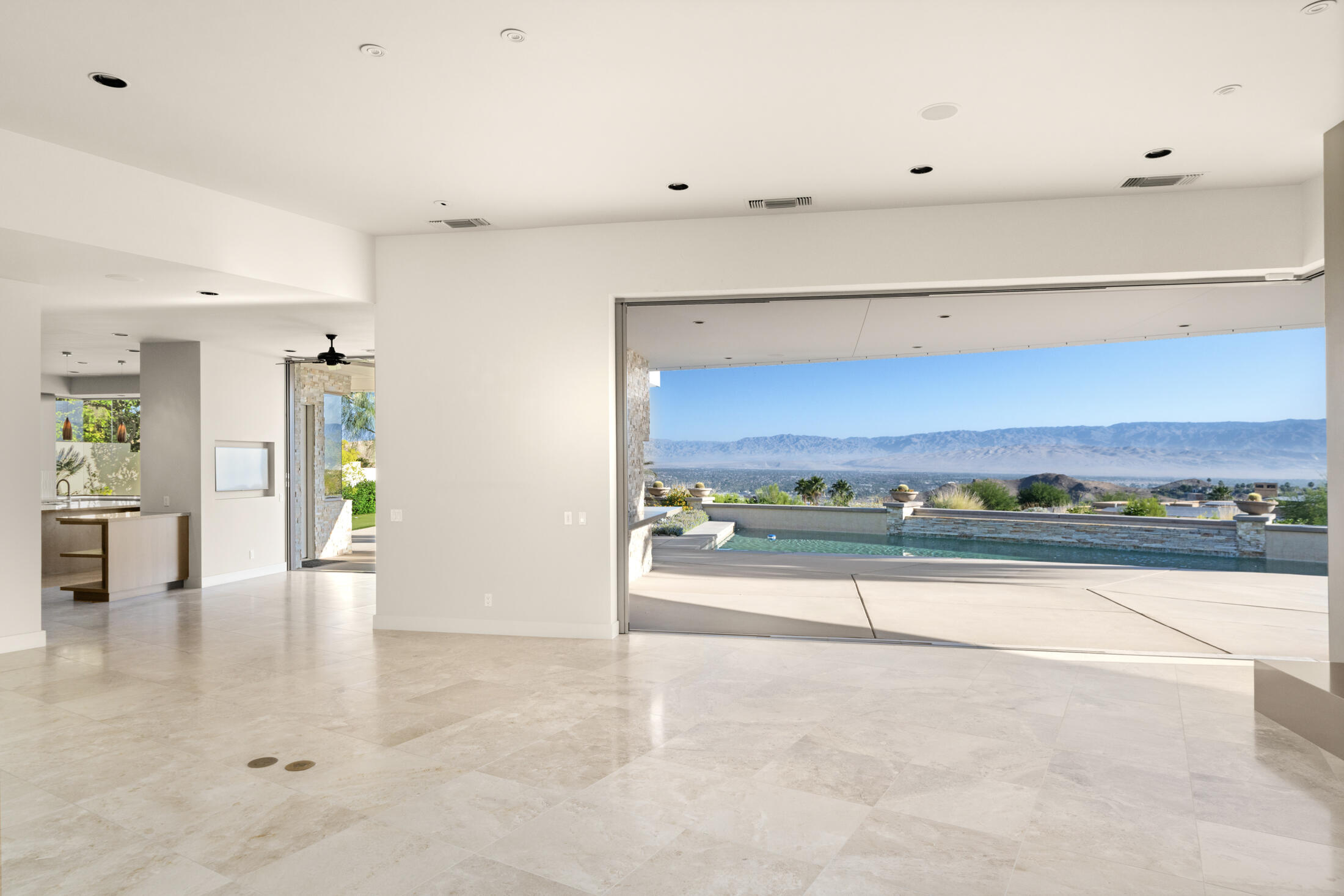 30 Hillcrest DR