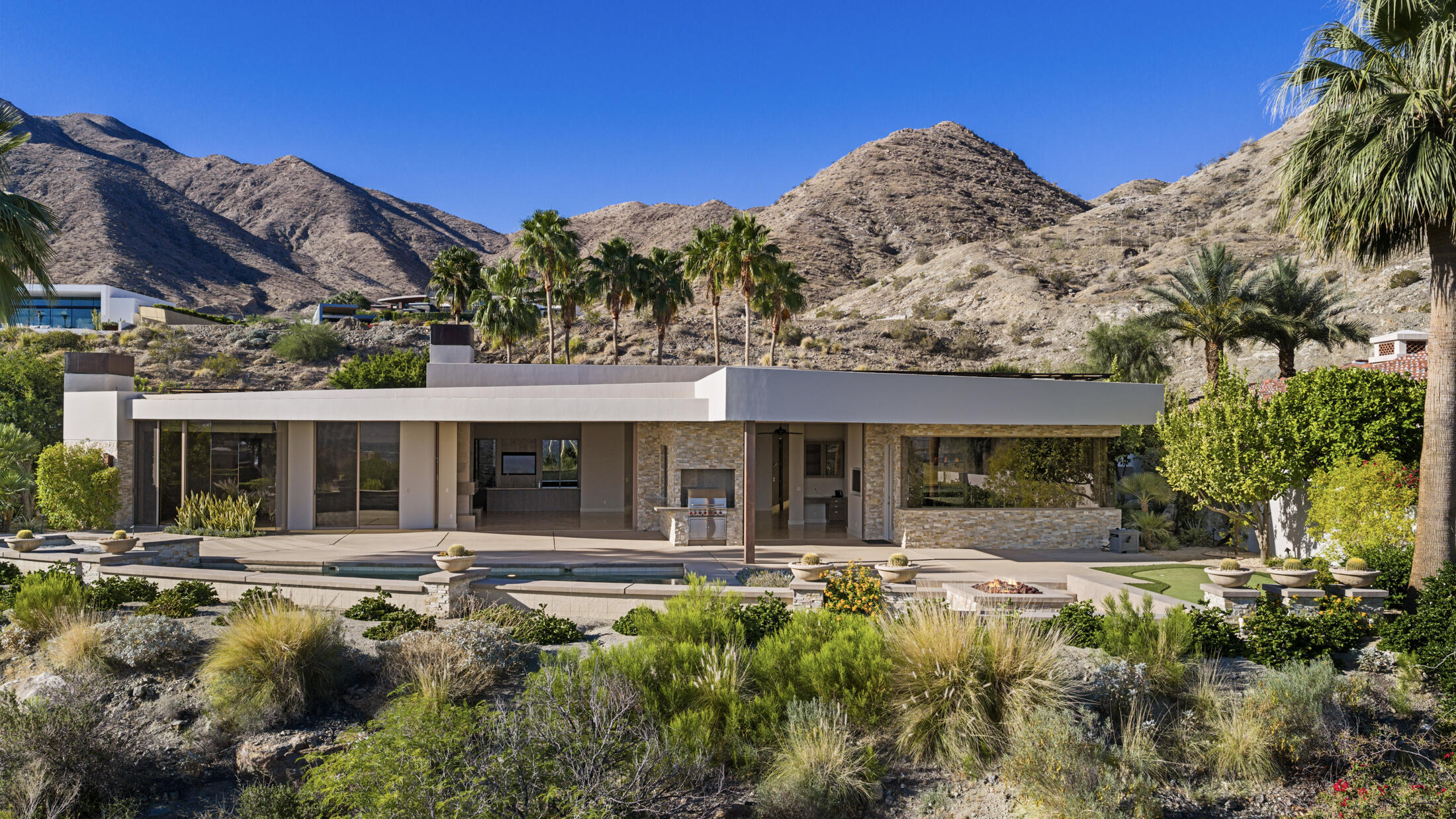 30 Hillcrest DR