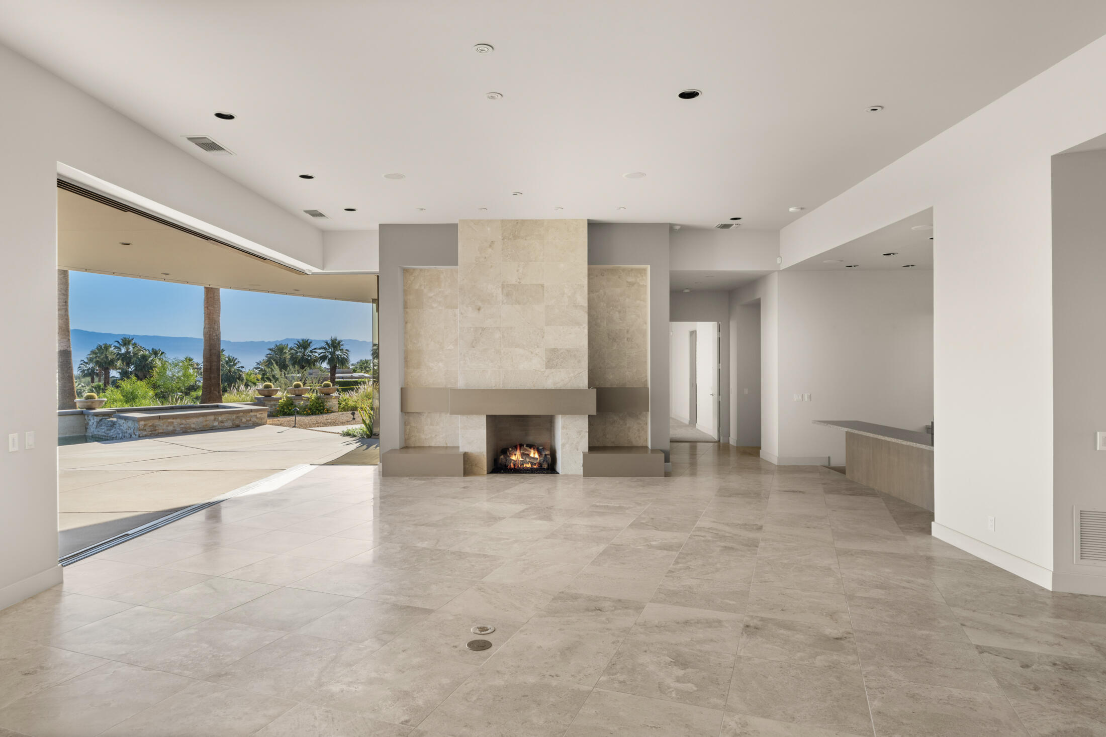 30 Hillcrest DR