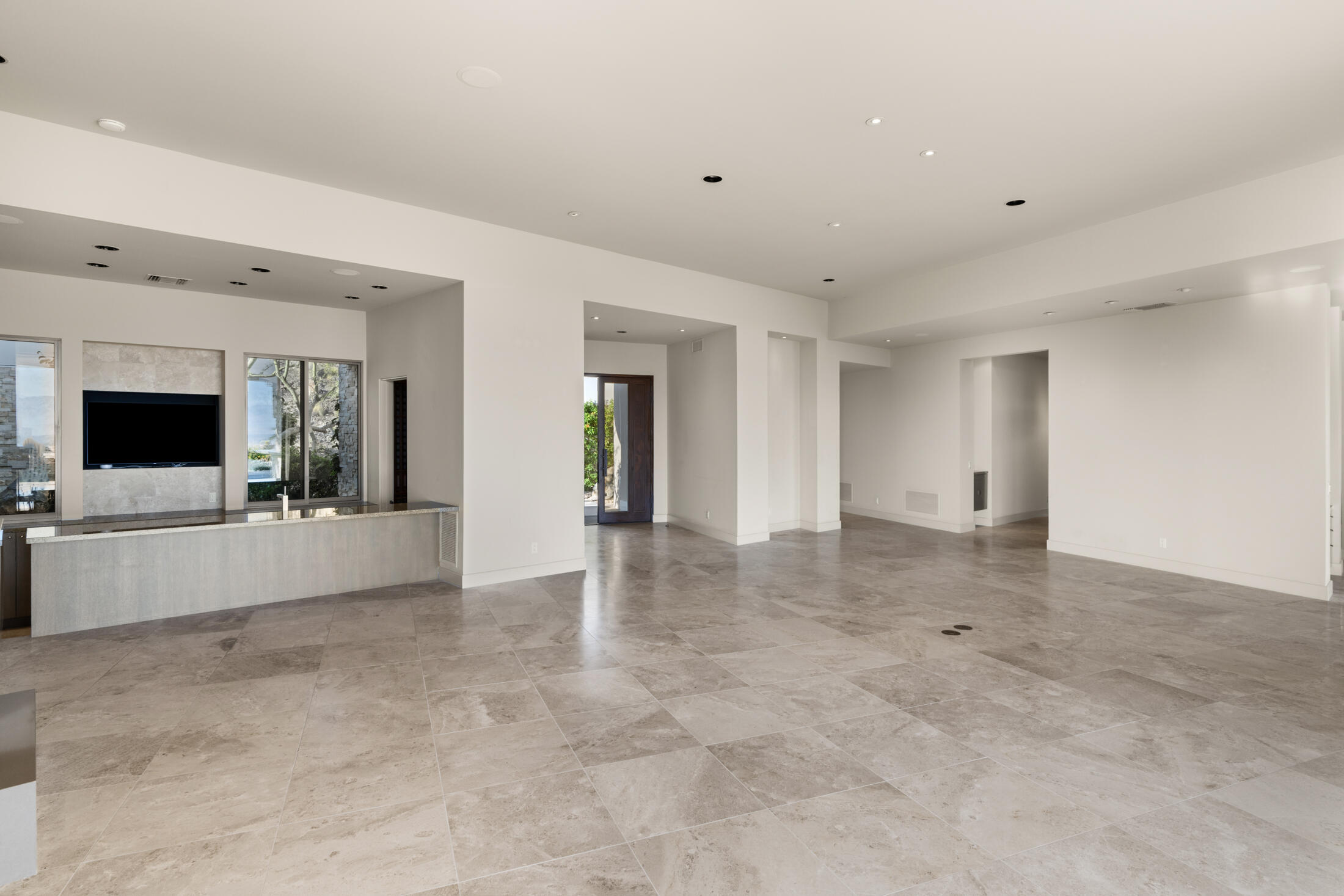 30 Hillcrest DR