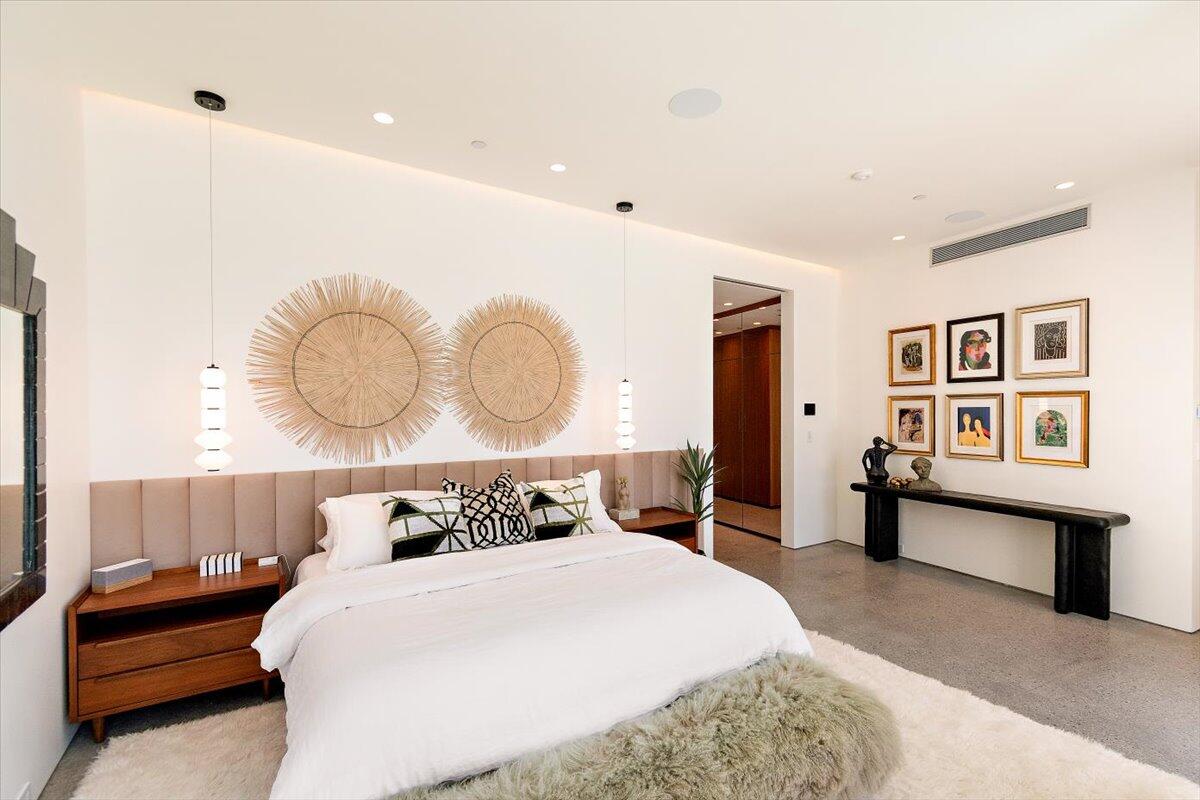 1175 Camino Mirasol