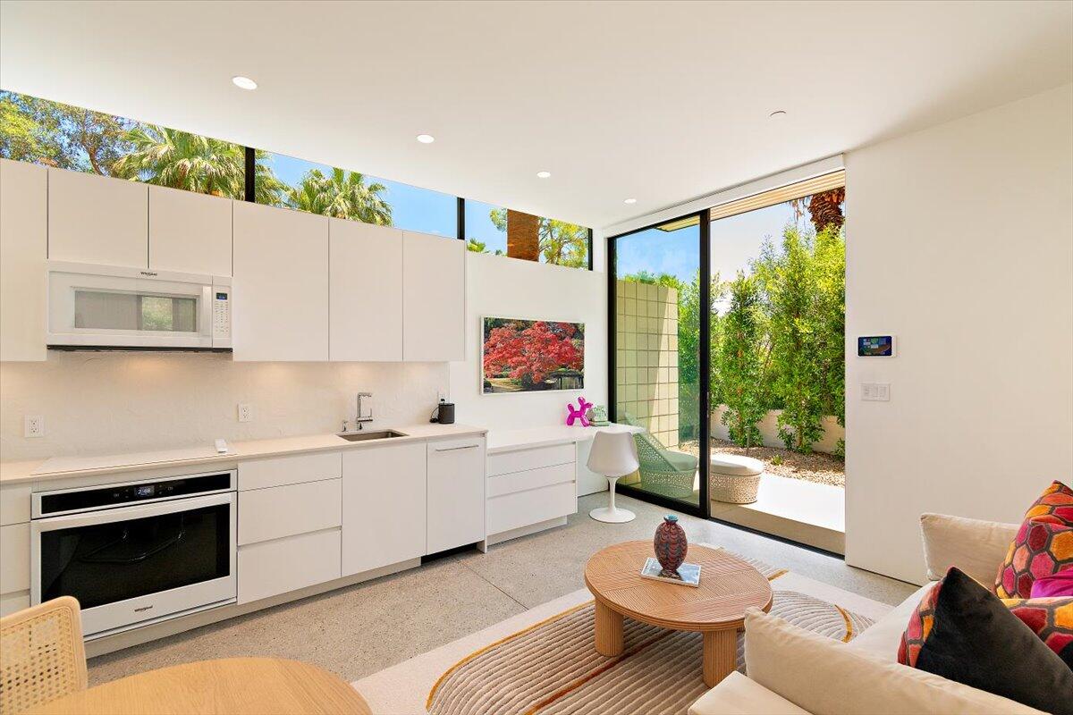 1175 Camino Mirasol