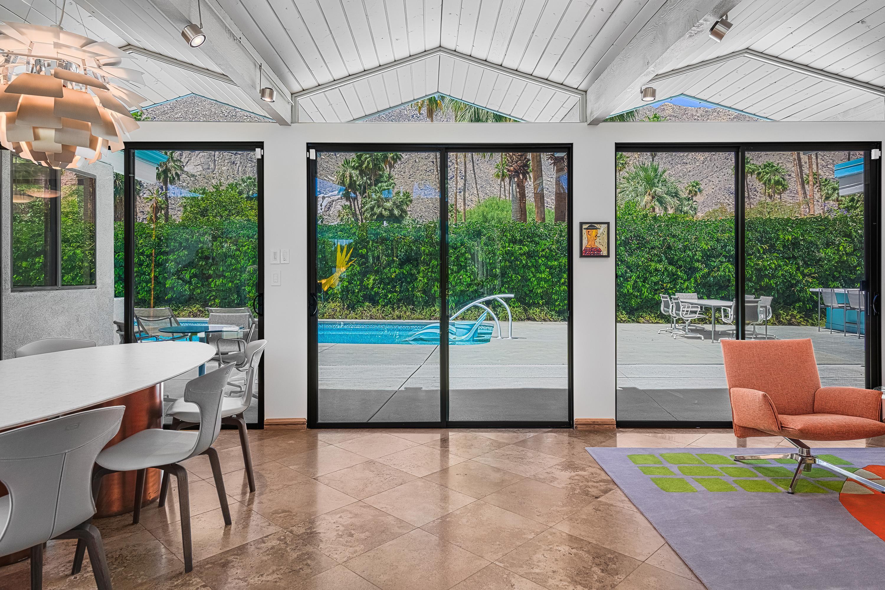 803 N Via Monte VISTA