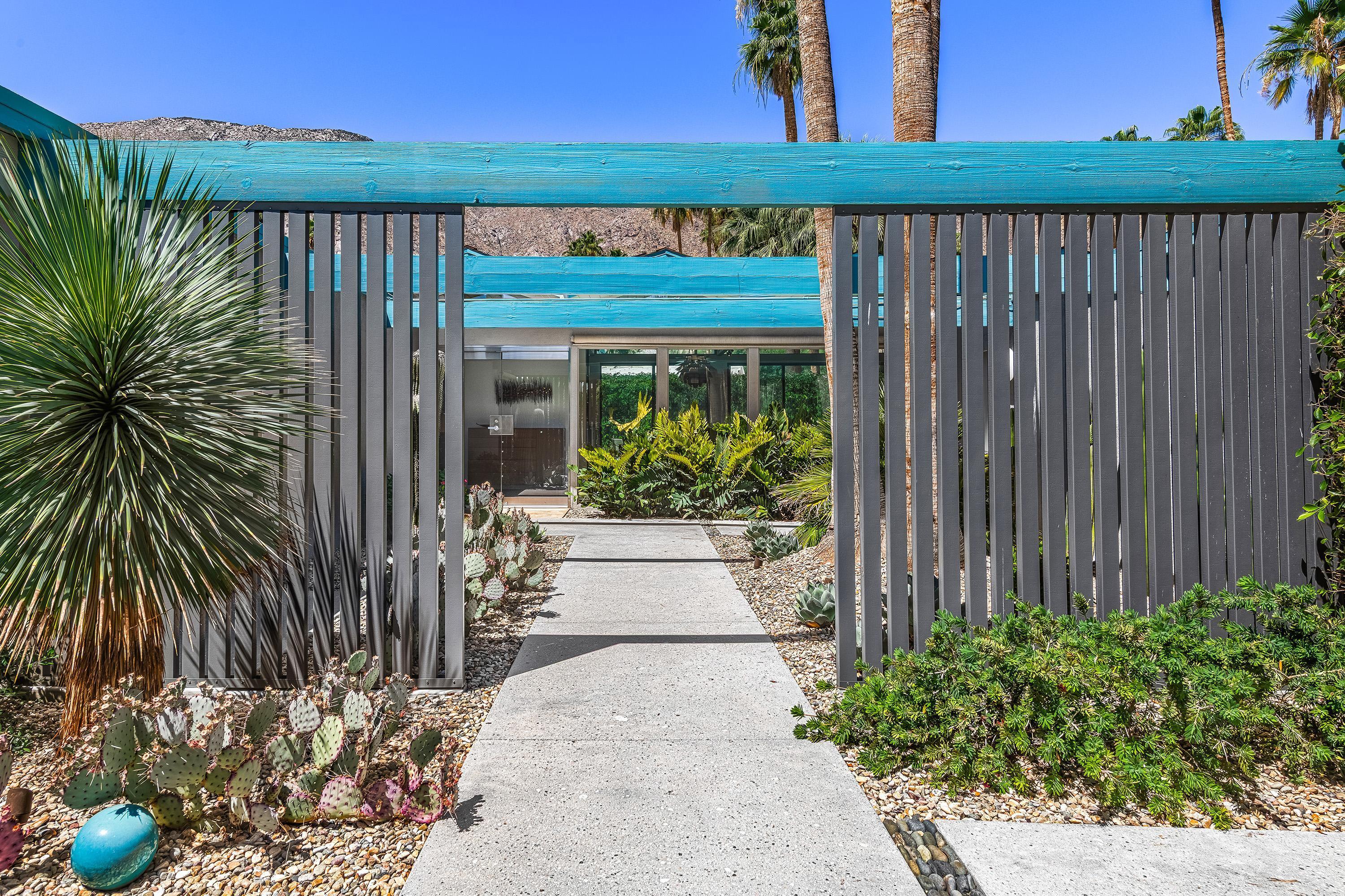 803 N Via Monte VISTA