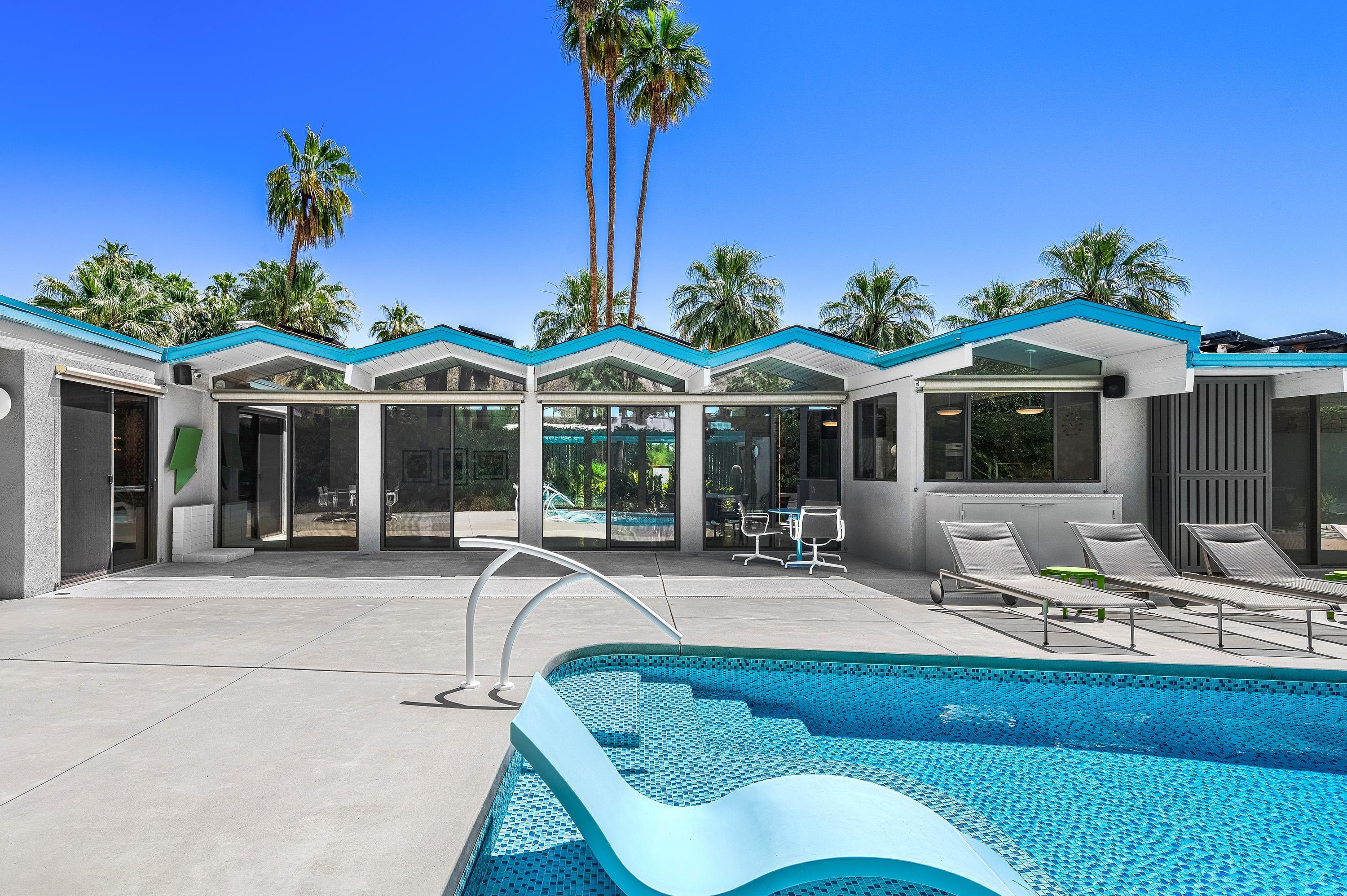 803 N Via Monte VISTA