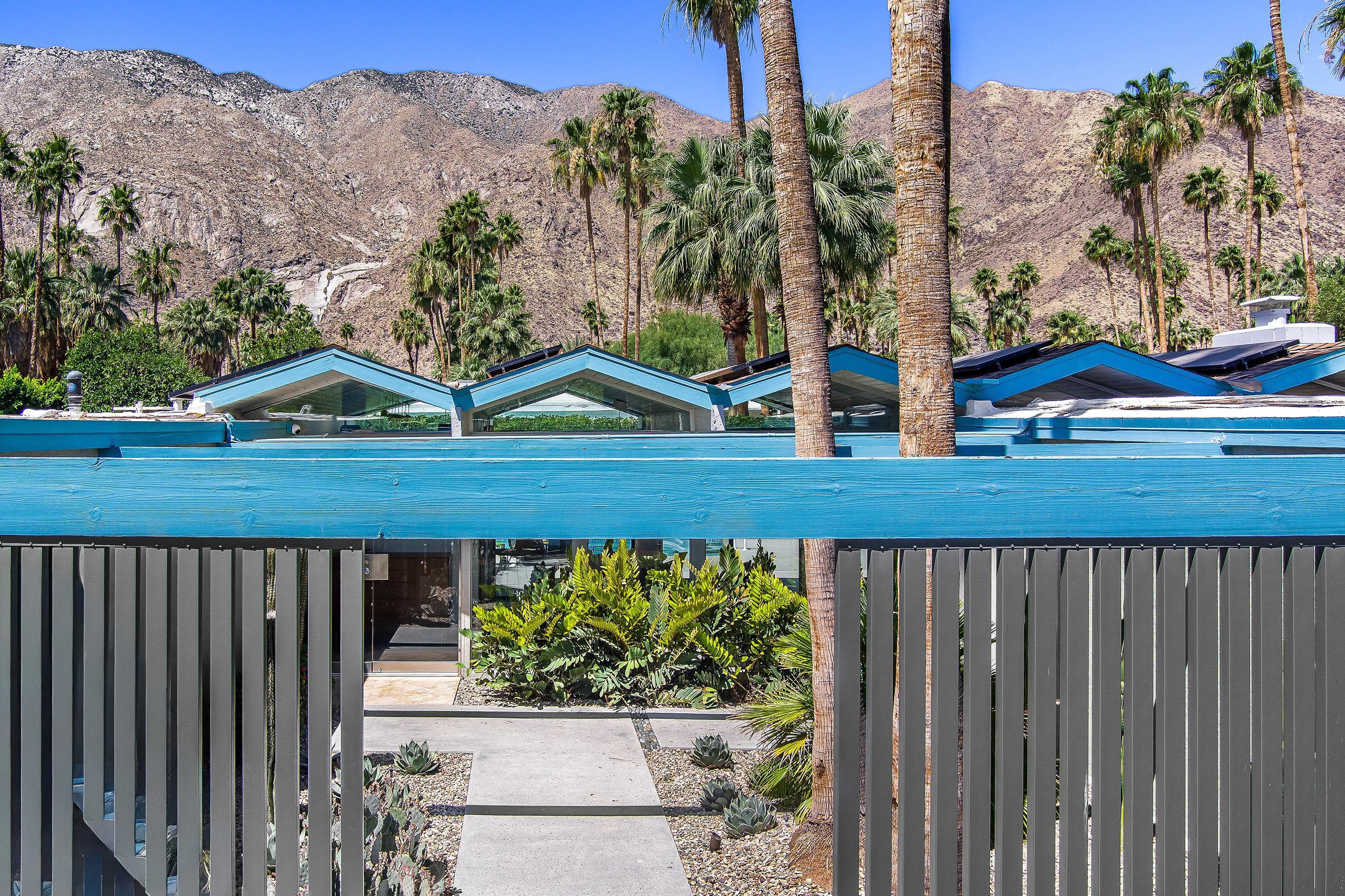 803 N Via Monte VISTA