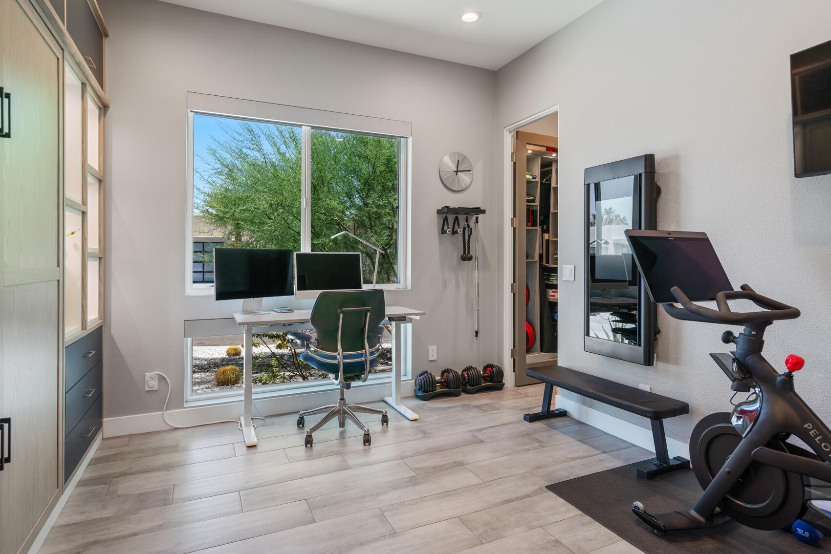 4512 Alcala WAY