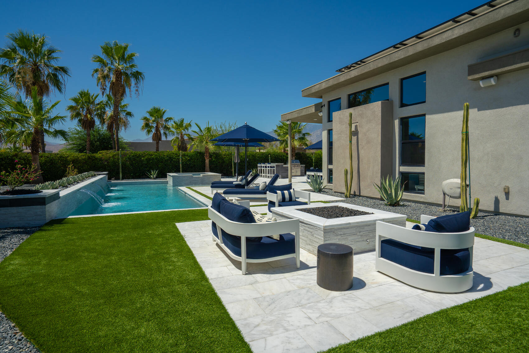 4512 Alcala WAY