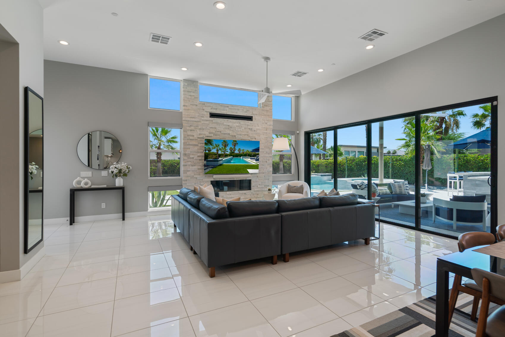 4512 Alcala WAY
