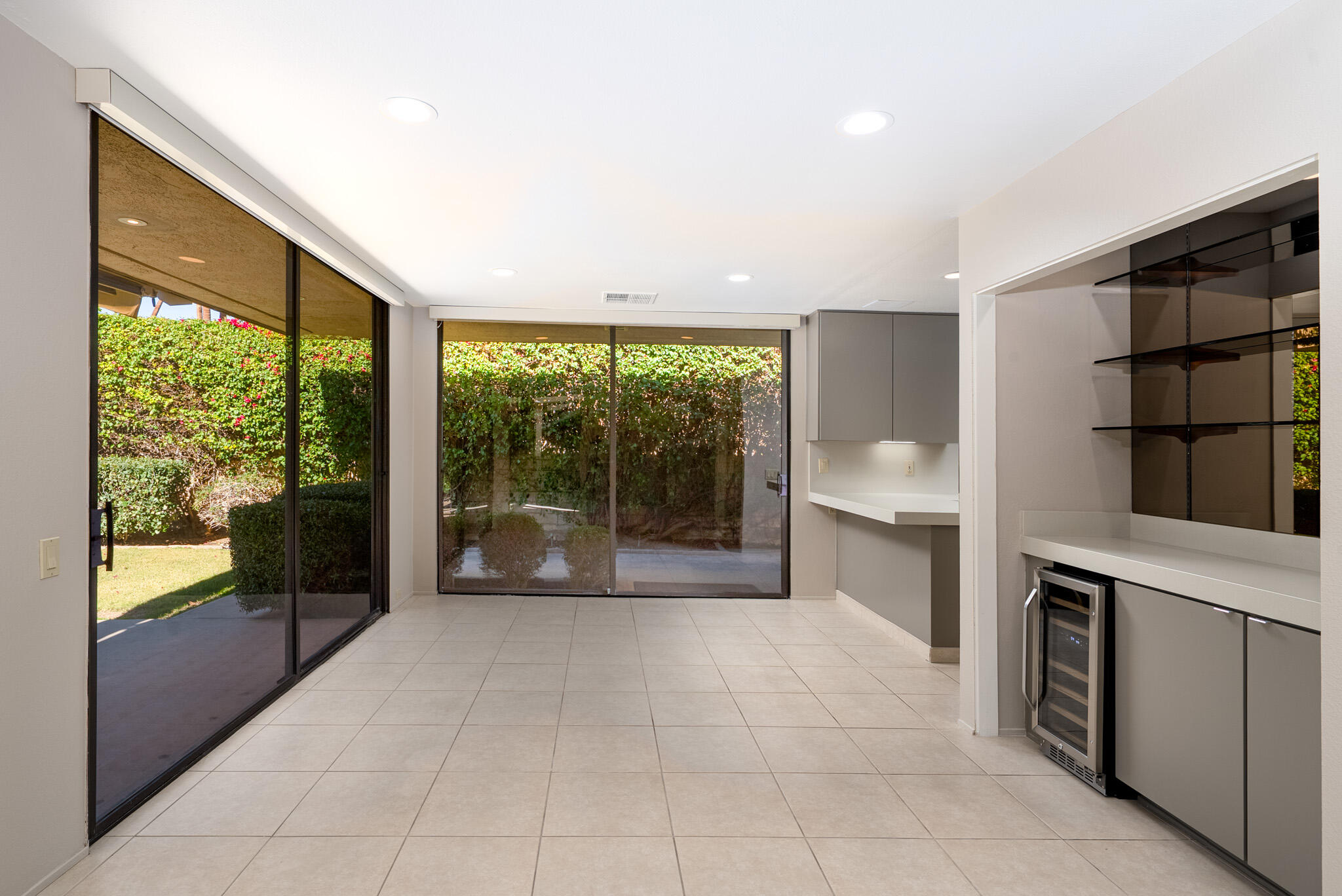 32 Cornell DR