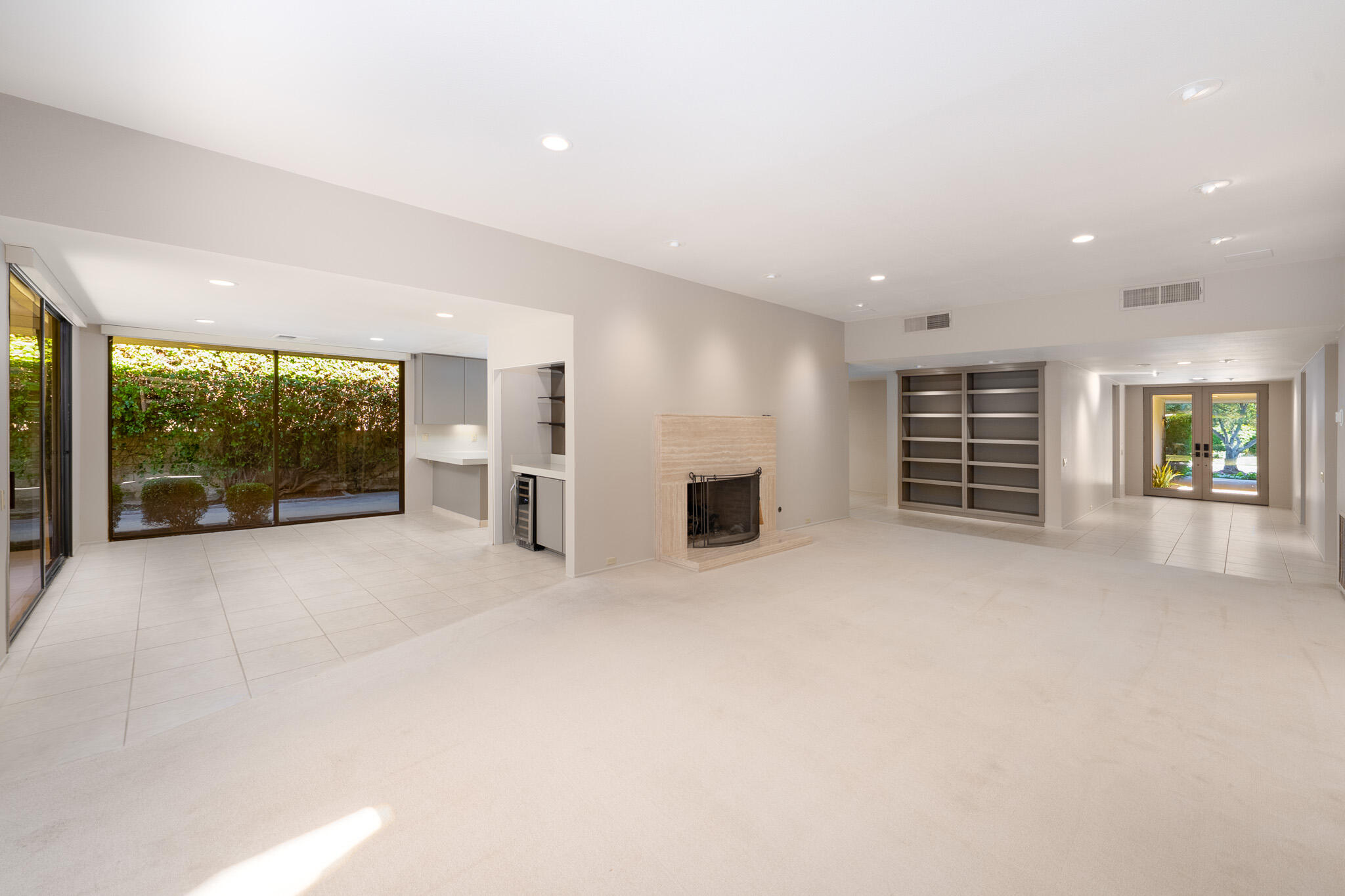 32 Cornell DR