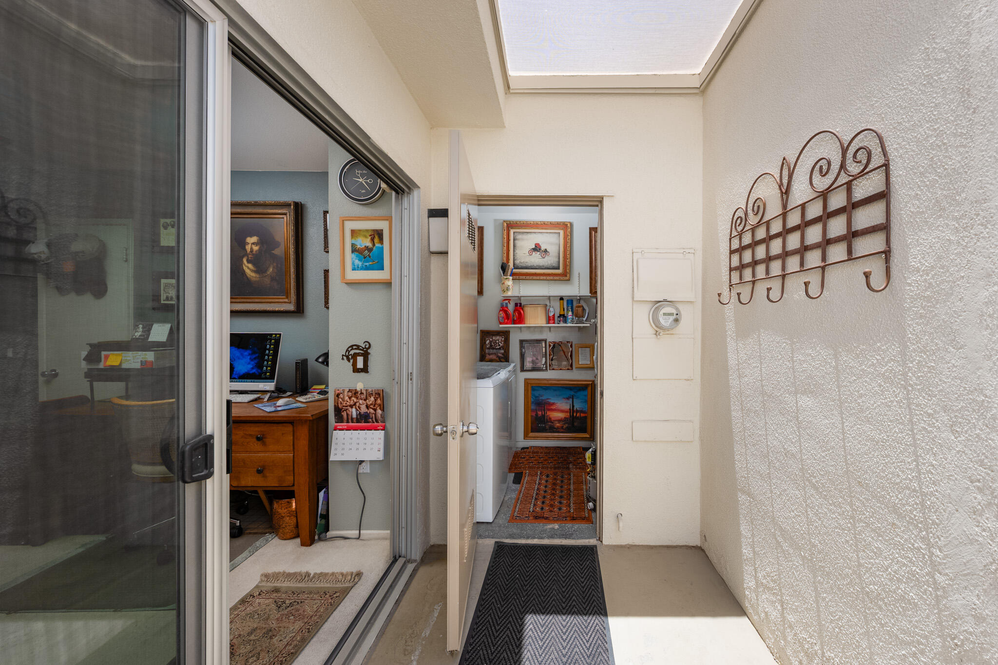720 E La Verne WAY