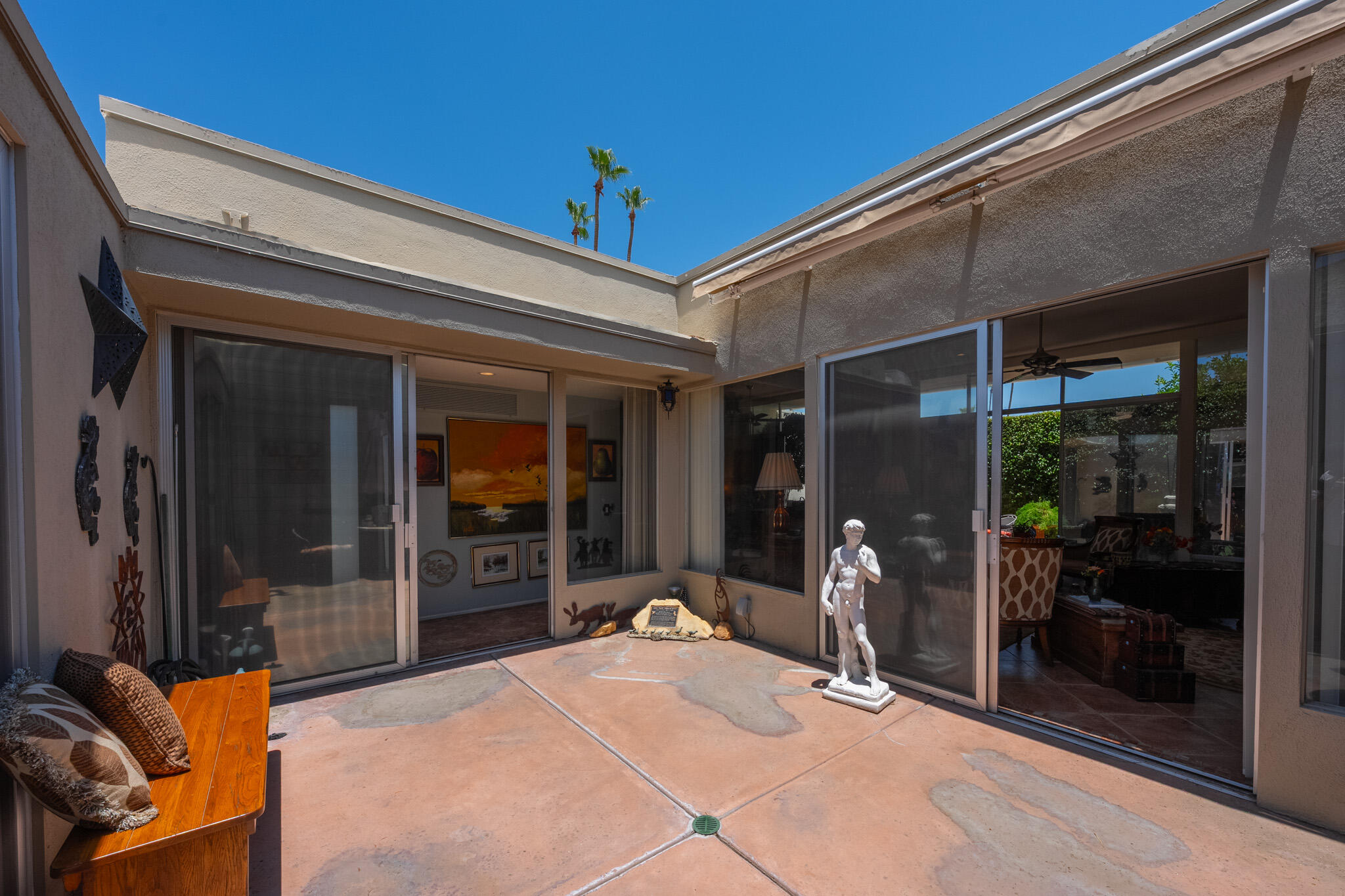 720 E La Verne WAY